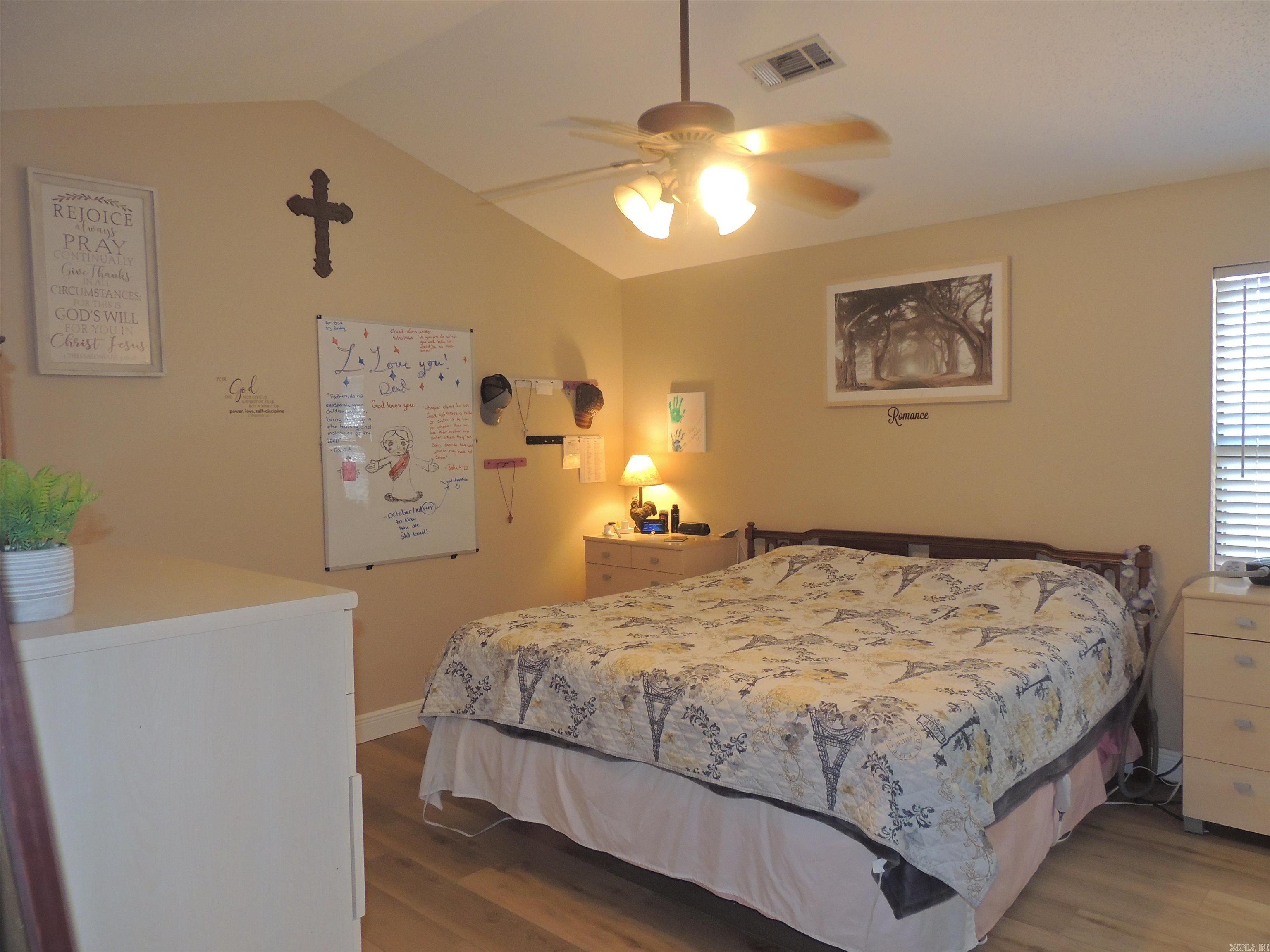 16 Red Oak Place  Maumelle, AR