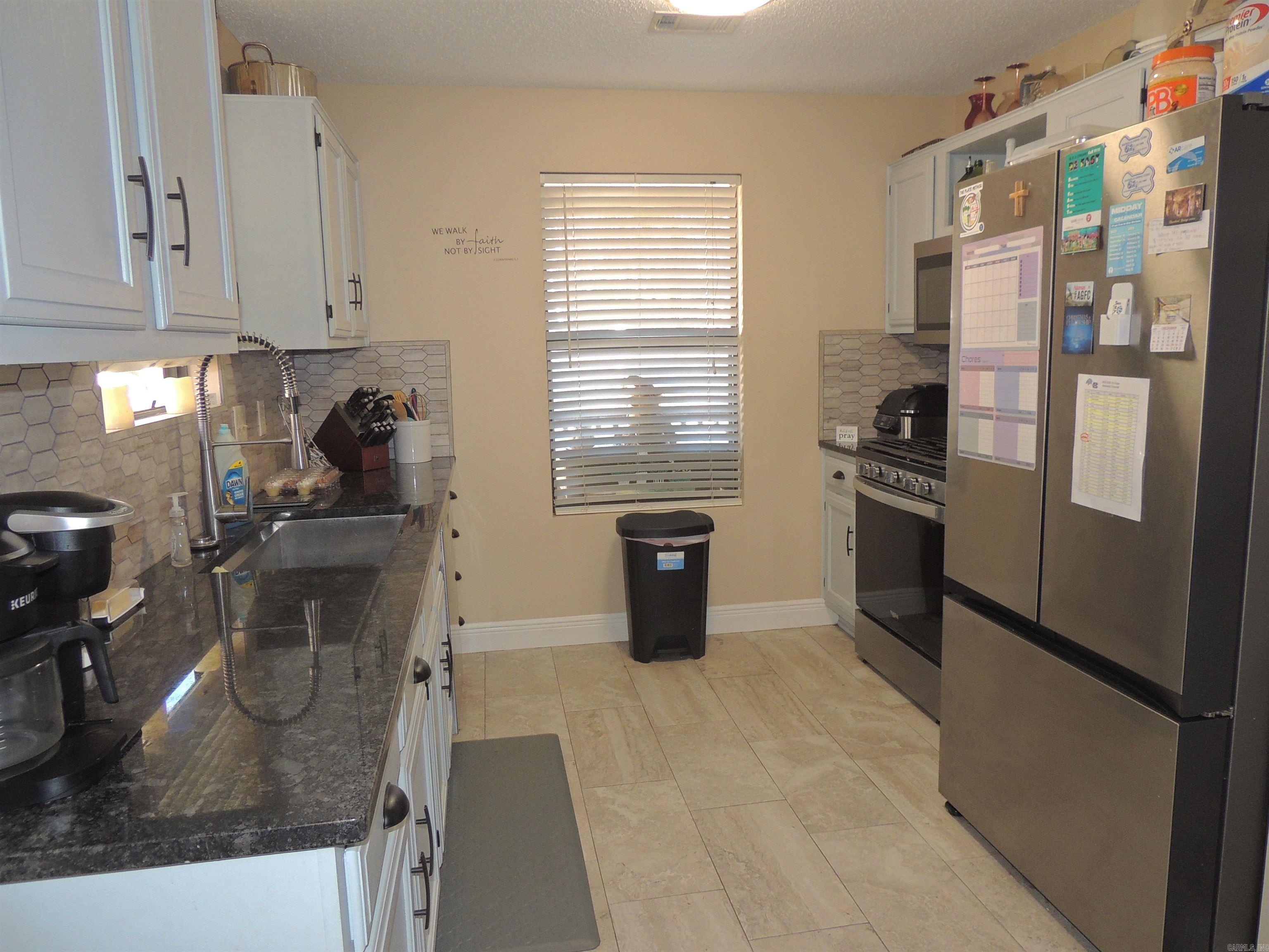 16 Red Oak Place  Maumelle, AR