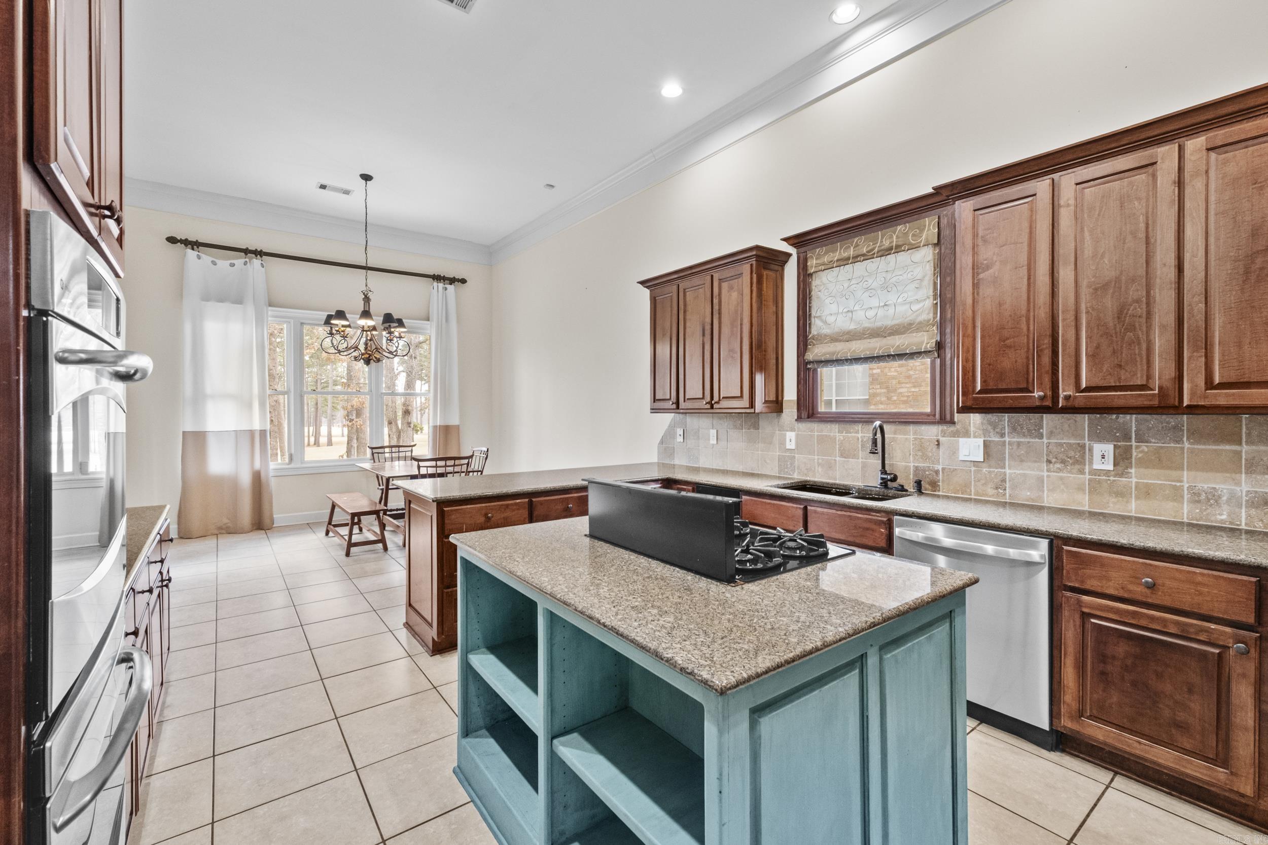 126 Calais  Maumelle, AR