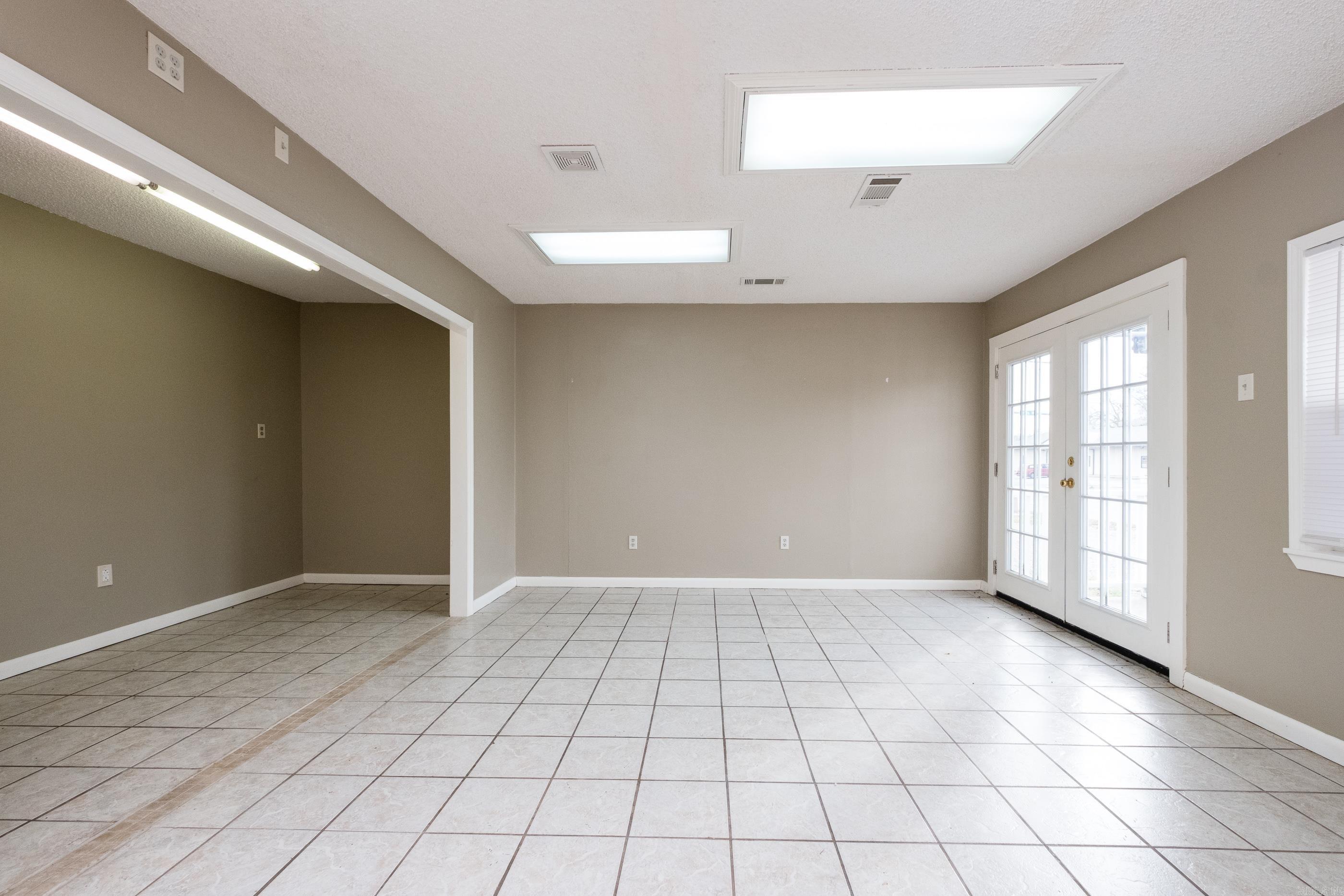 637 & 639 Hwy 365  Mayflower, AR