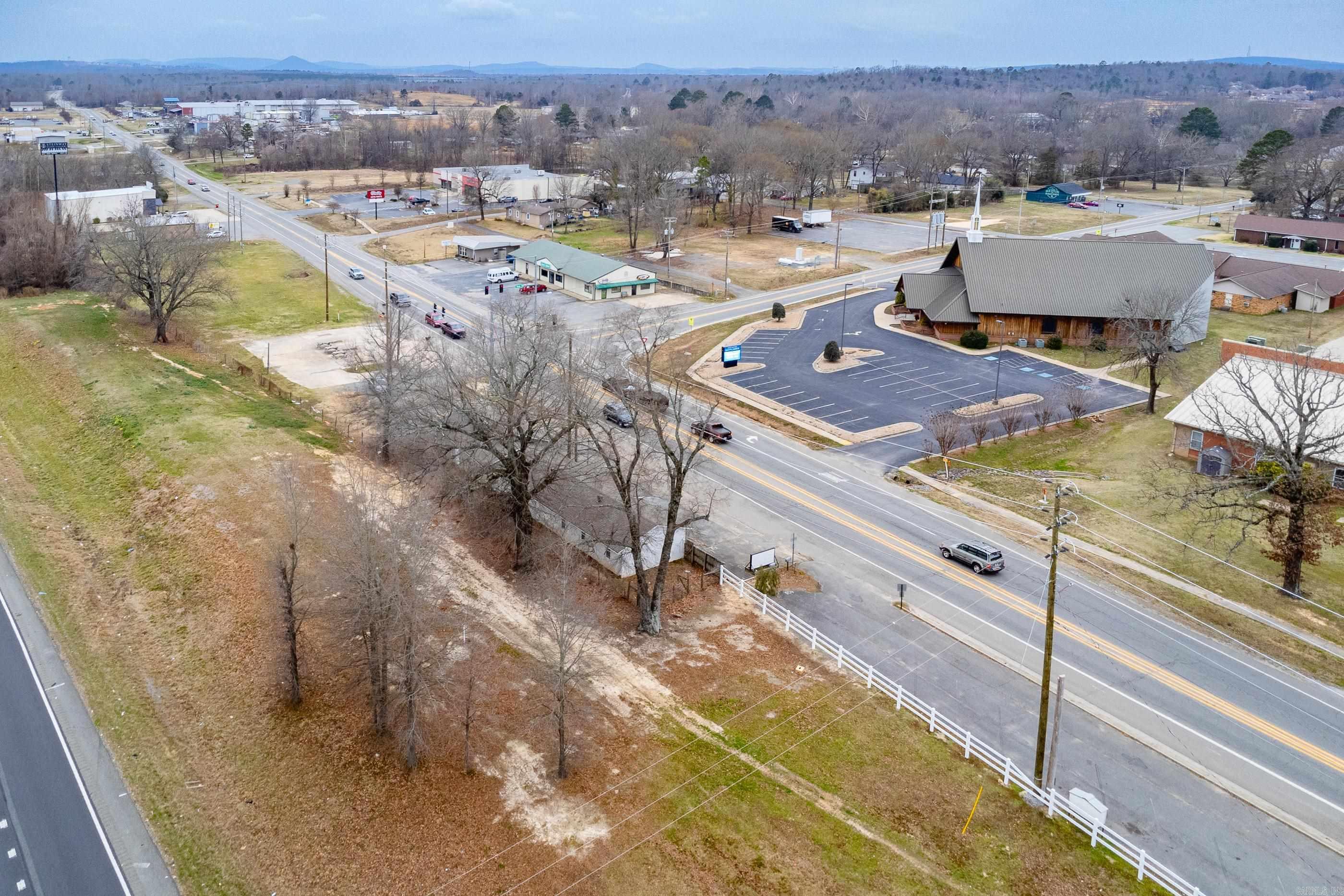 637 & 639 Hwy 365  Mayflower, AR