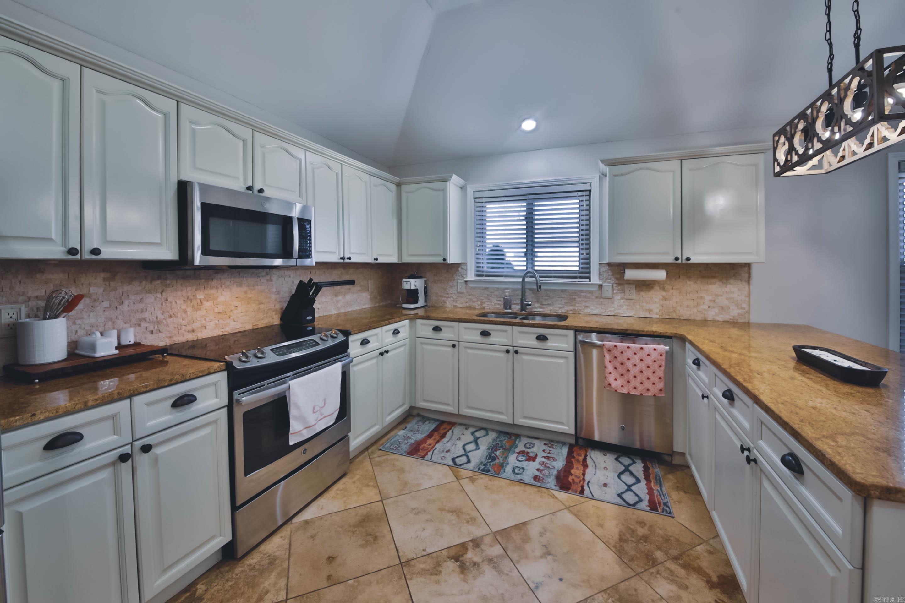 603 Wintree Ln  Marion, AR