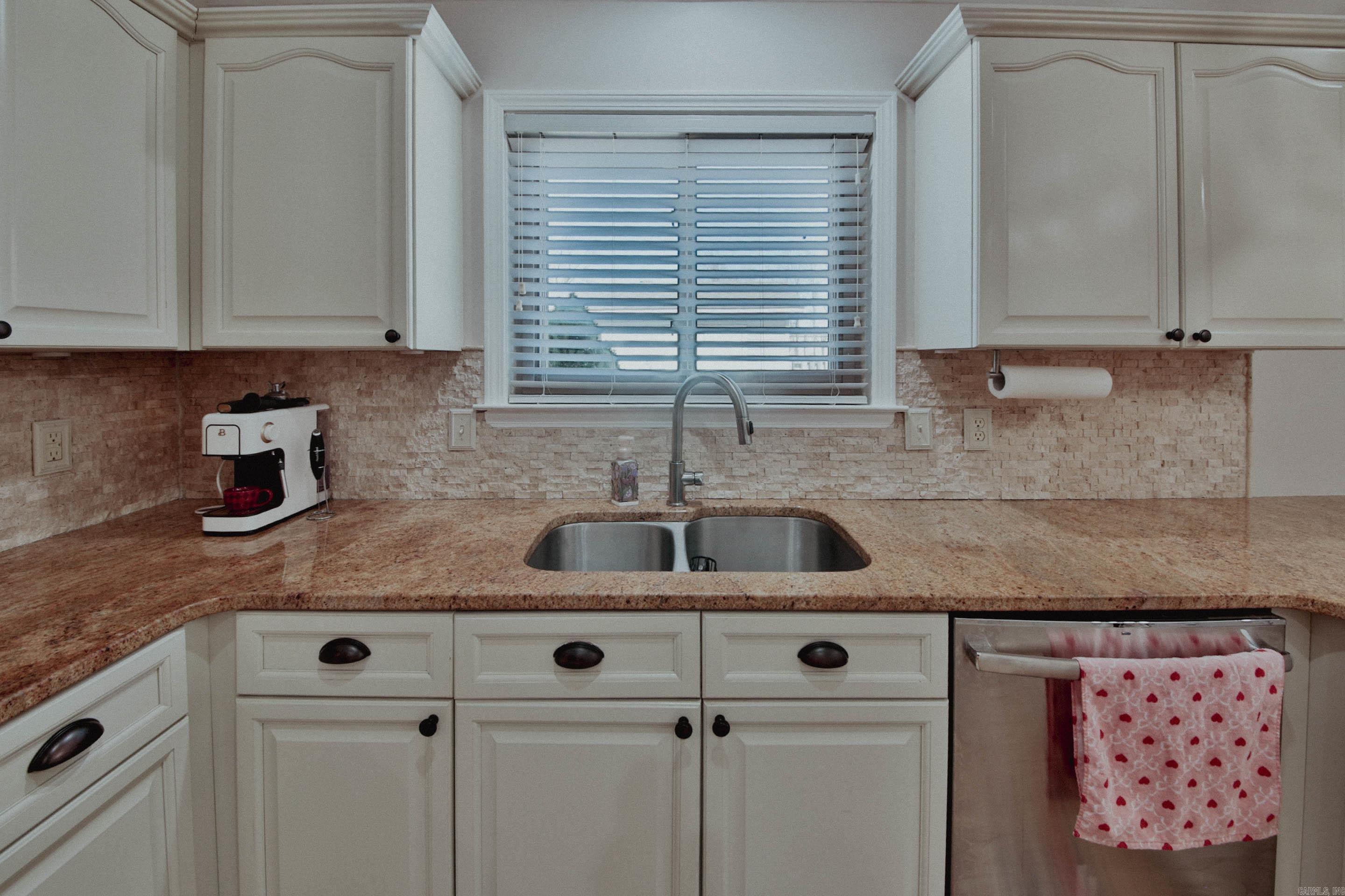 603 Wintree Ln  Marion, AR