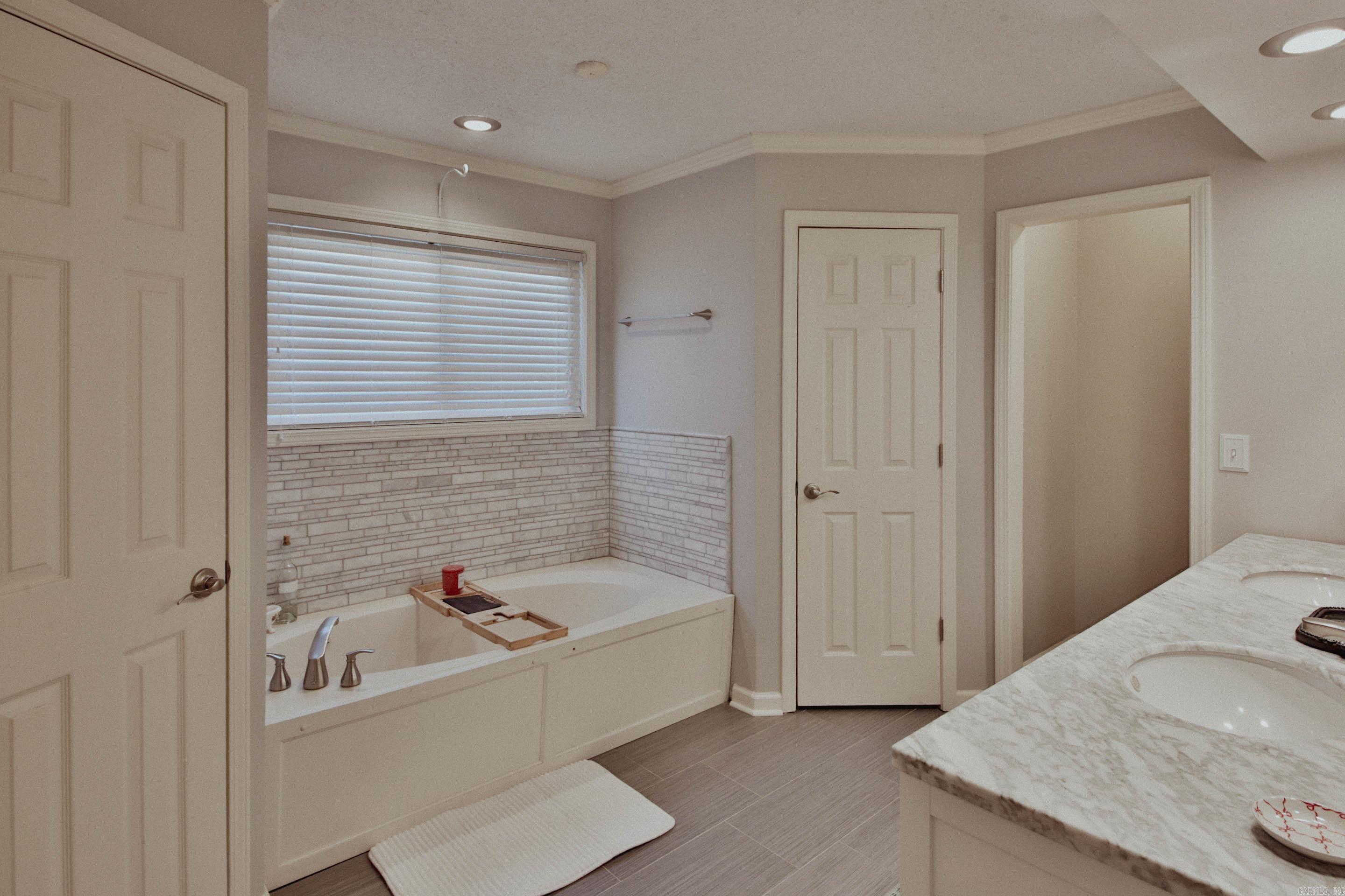 603 Wintree Ln  Marion, AR