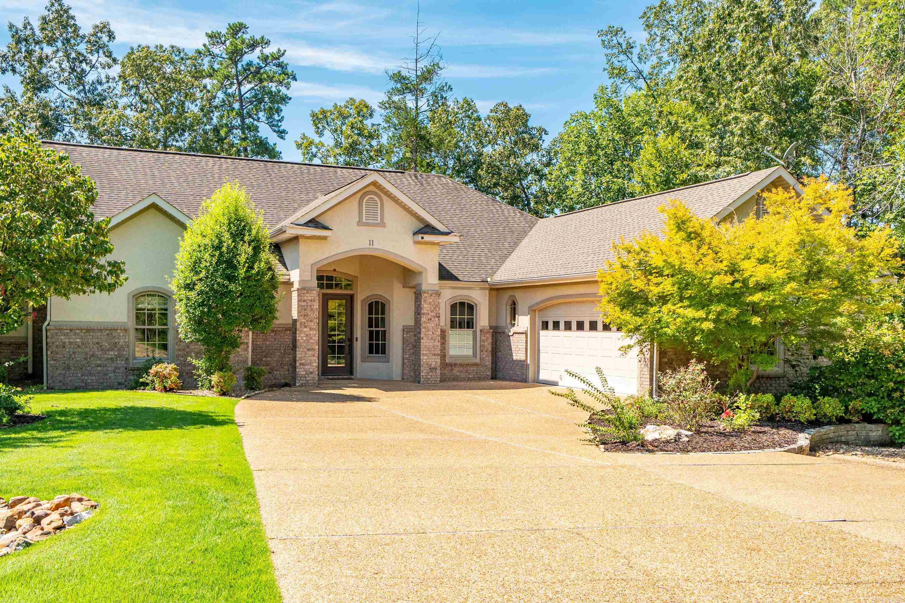 11 Risco  Way  Hot Springs Village, AR