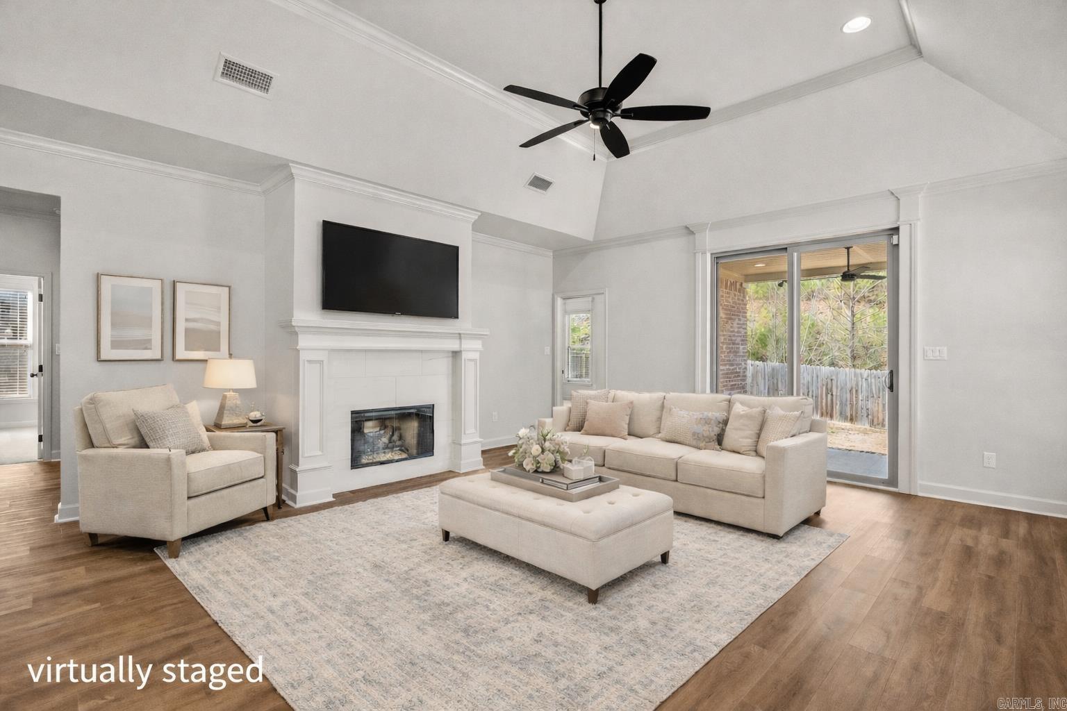 6 Piper  Little Rock, AR