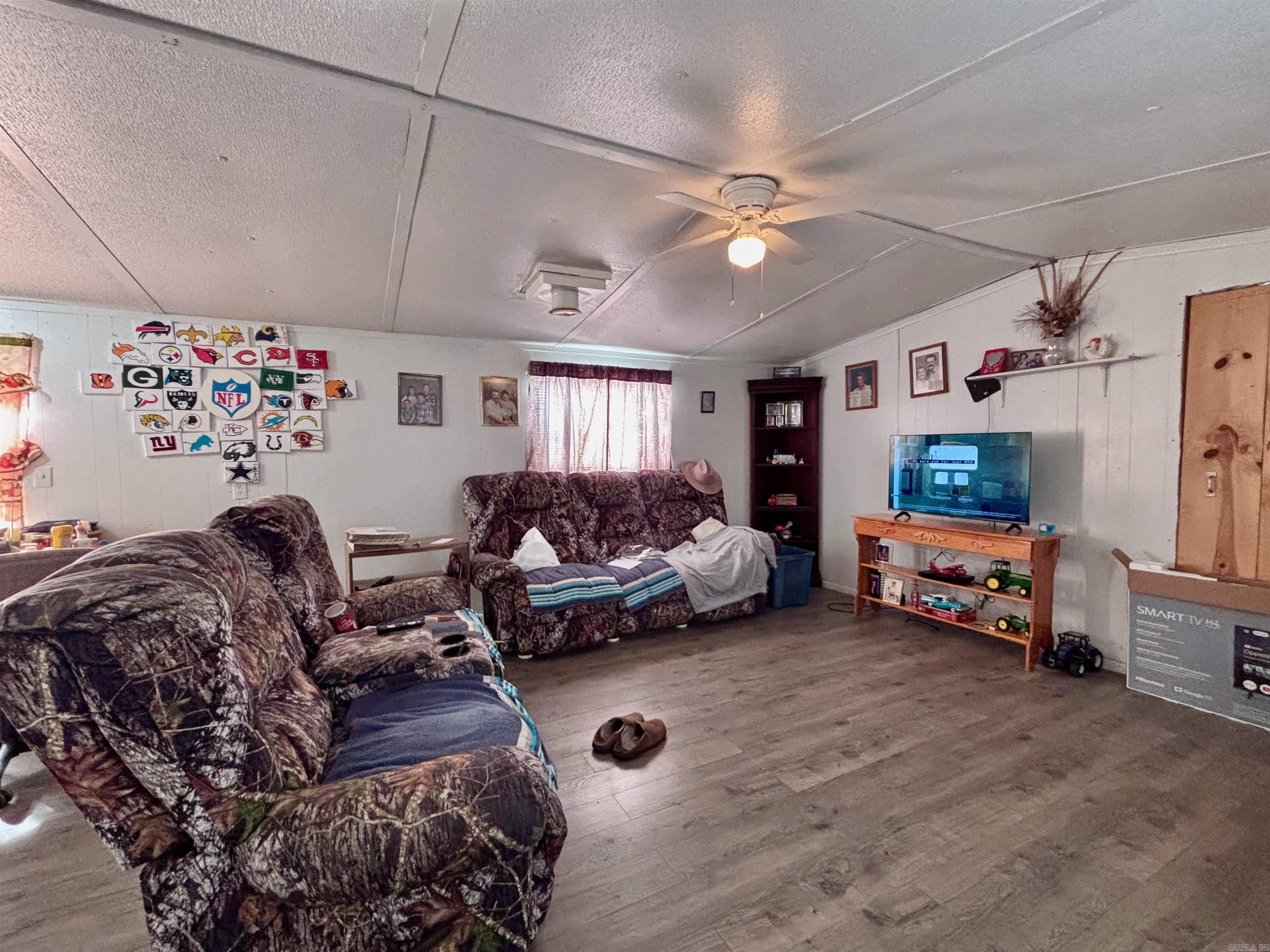 927 Highway 91  Walnut Ridge, AR