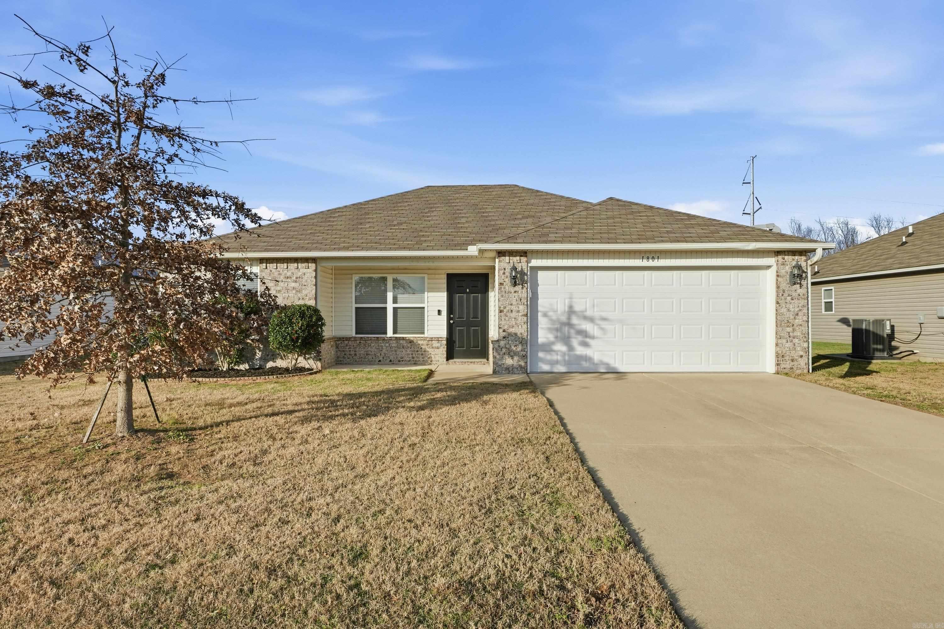 1801 Yarrow Dr  North Little Rock, AR