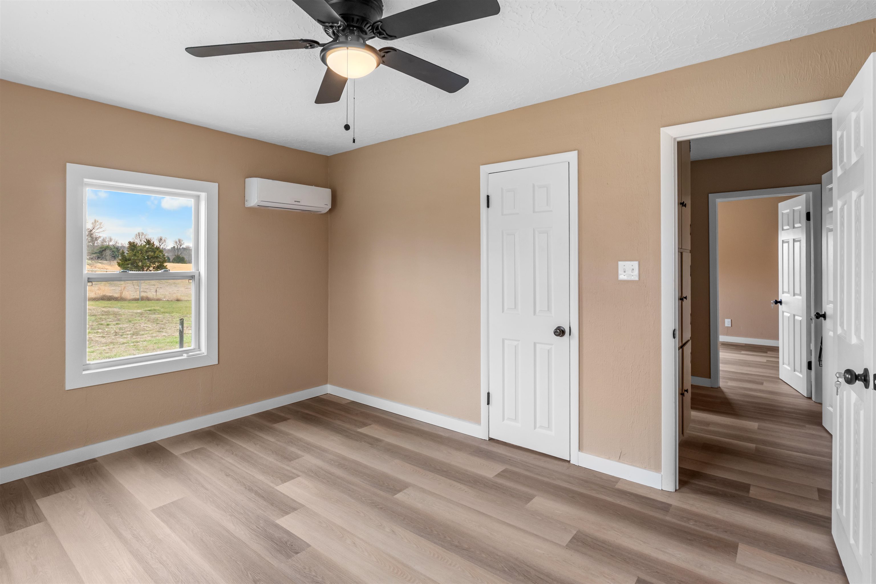 1699 AR 69B Hwy  Melbourne, AR