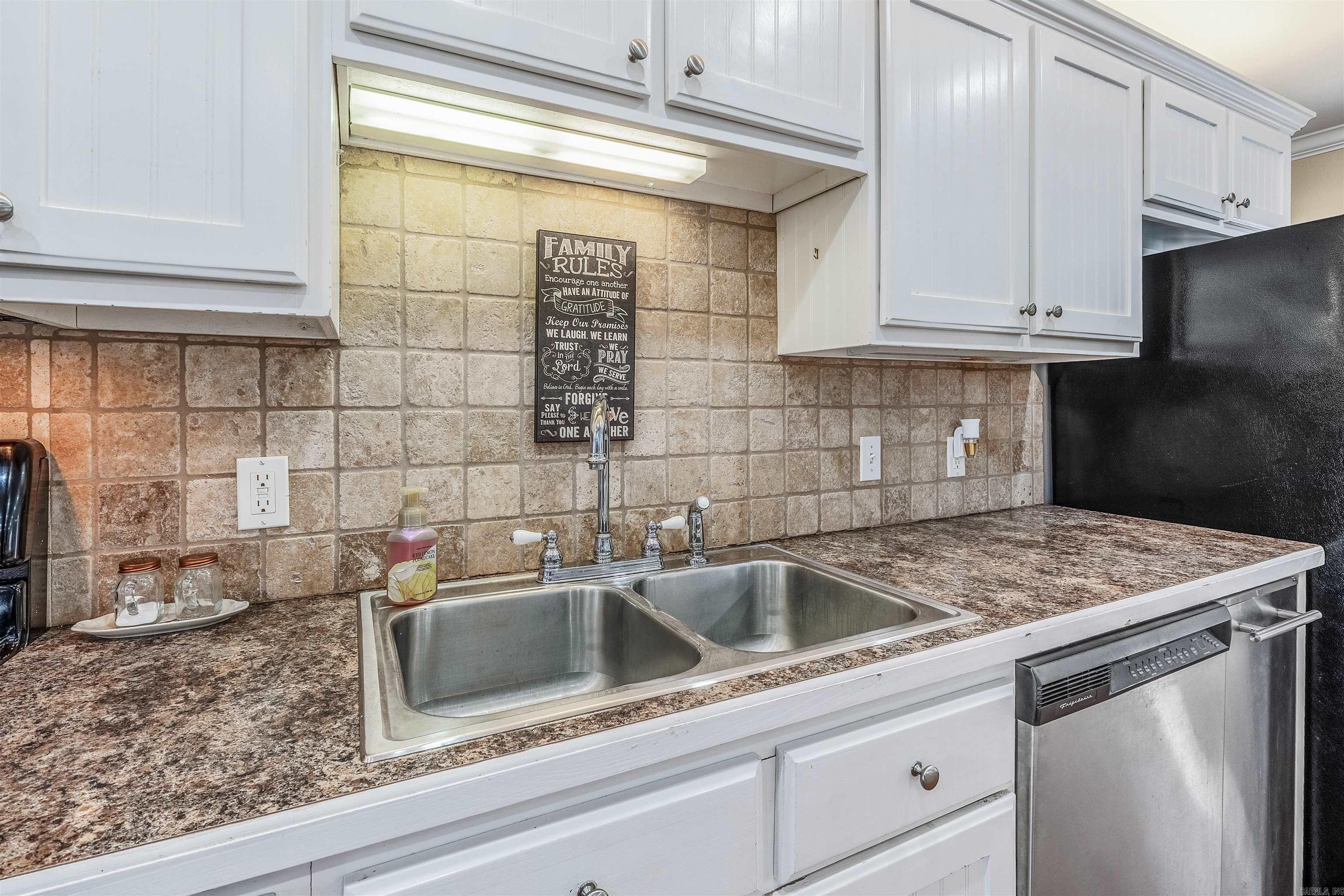 424 Potters Point Road  Higden, AR