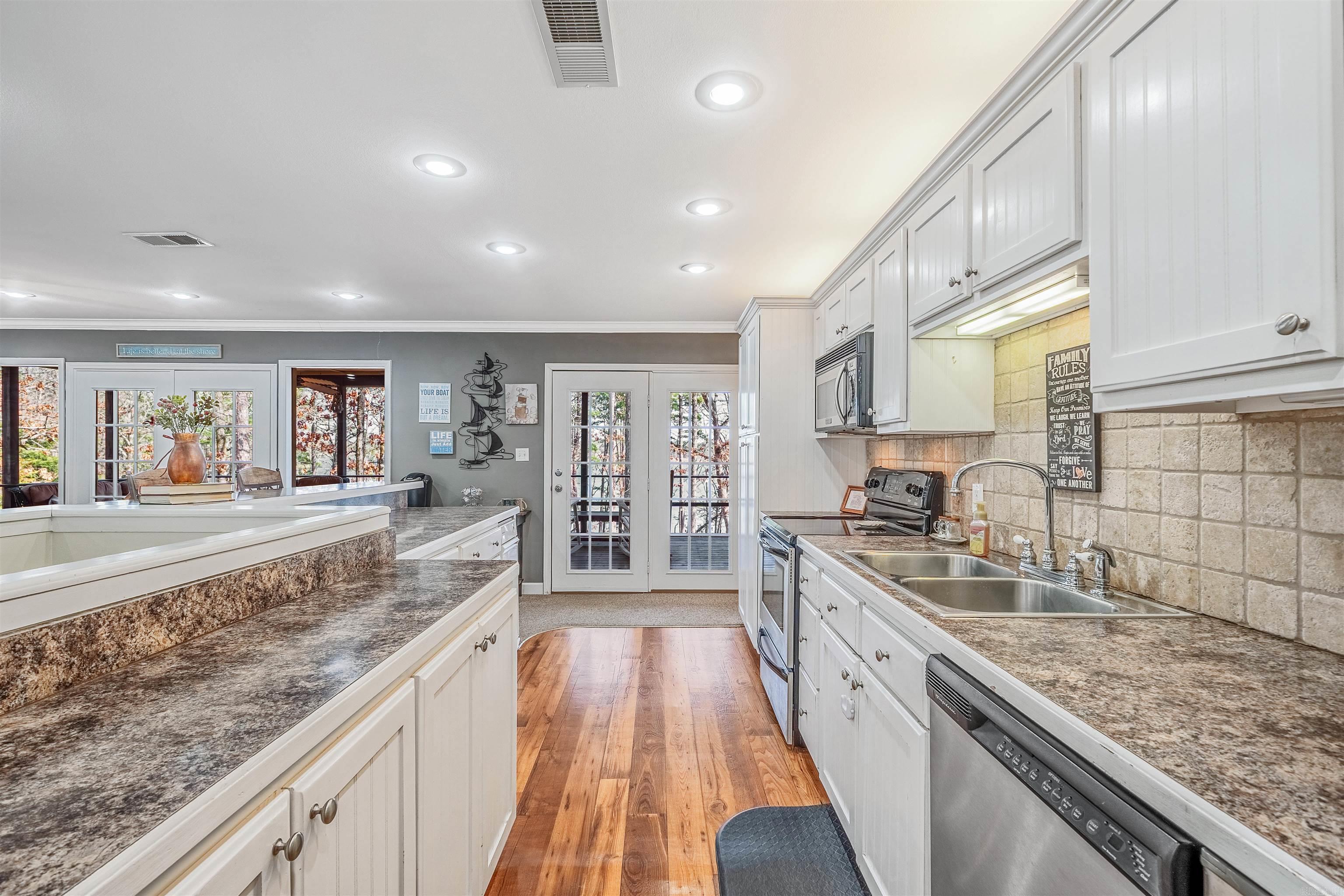 424 Potters Point Road  Higden, AR