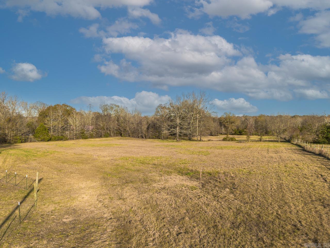 137 Union Rd.  Wooster, AR