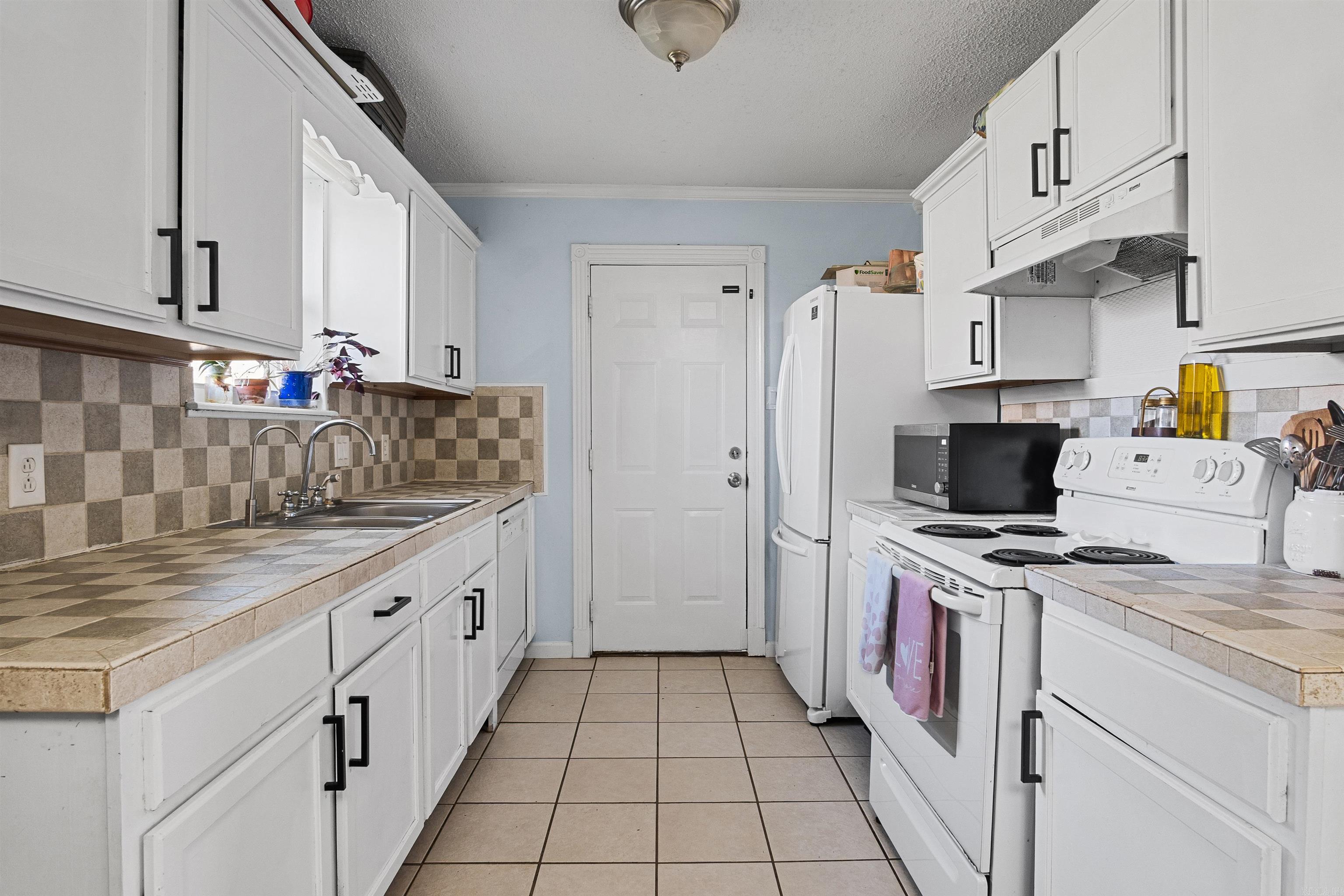 38 S 10th  Cabot, AR