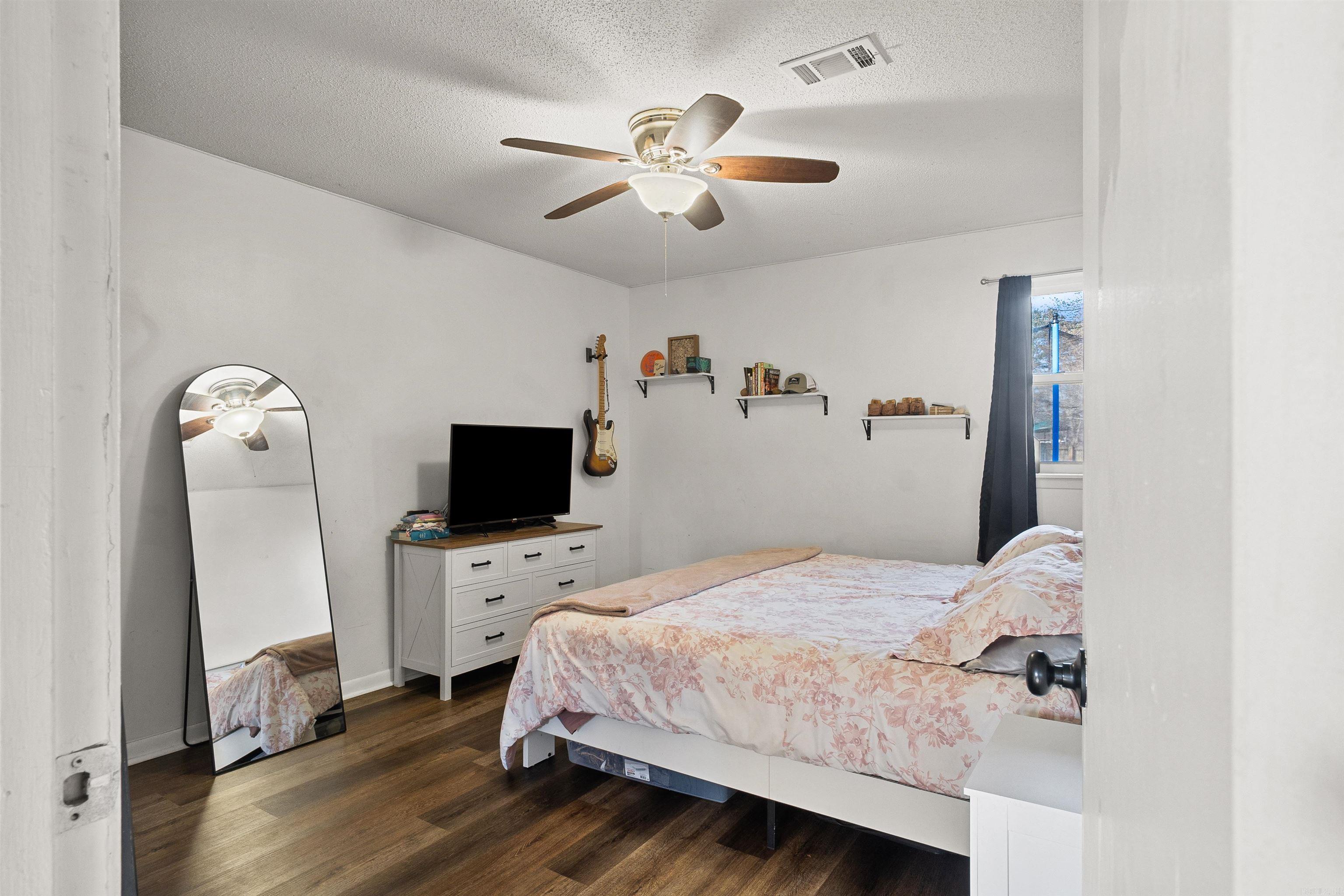 38 S 10th  Cabot, AR