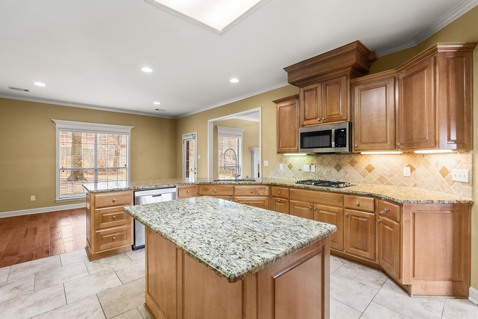 2110 Wellington Plantation  Little Rock, AR