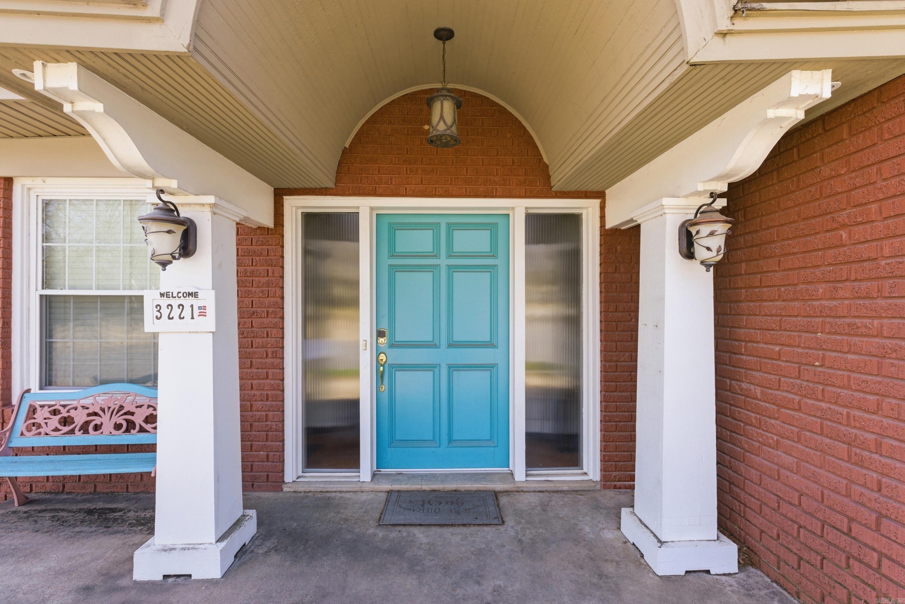 3221 W Markham  Little Rock, AR