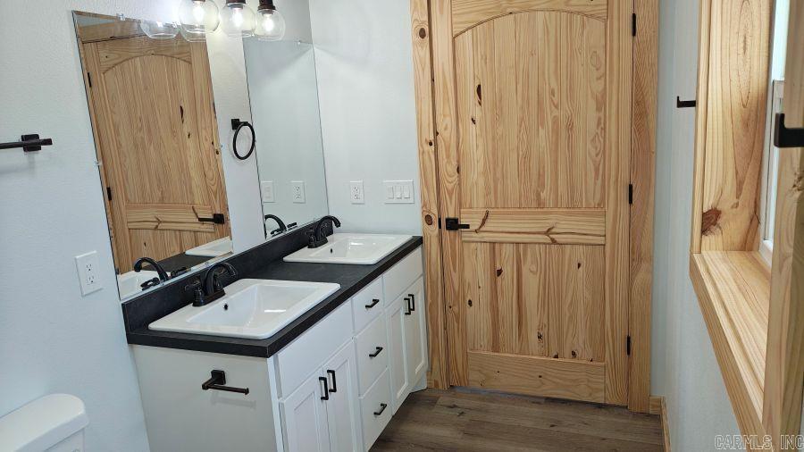 605 Frances Cove  Mountain View, AR