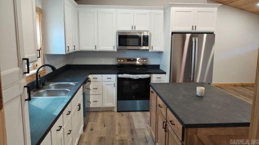 605 Frances Cove  Mountain View, AR