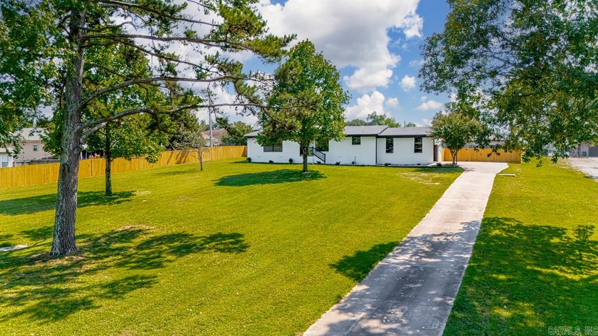 616 E Woodruff  Sherwood, AR