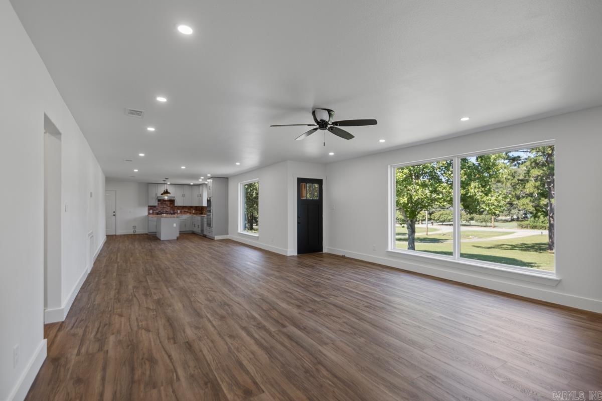 616 E Woodruff  Sherwood, AR