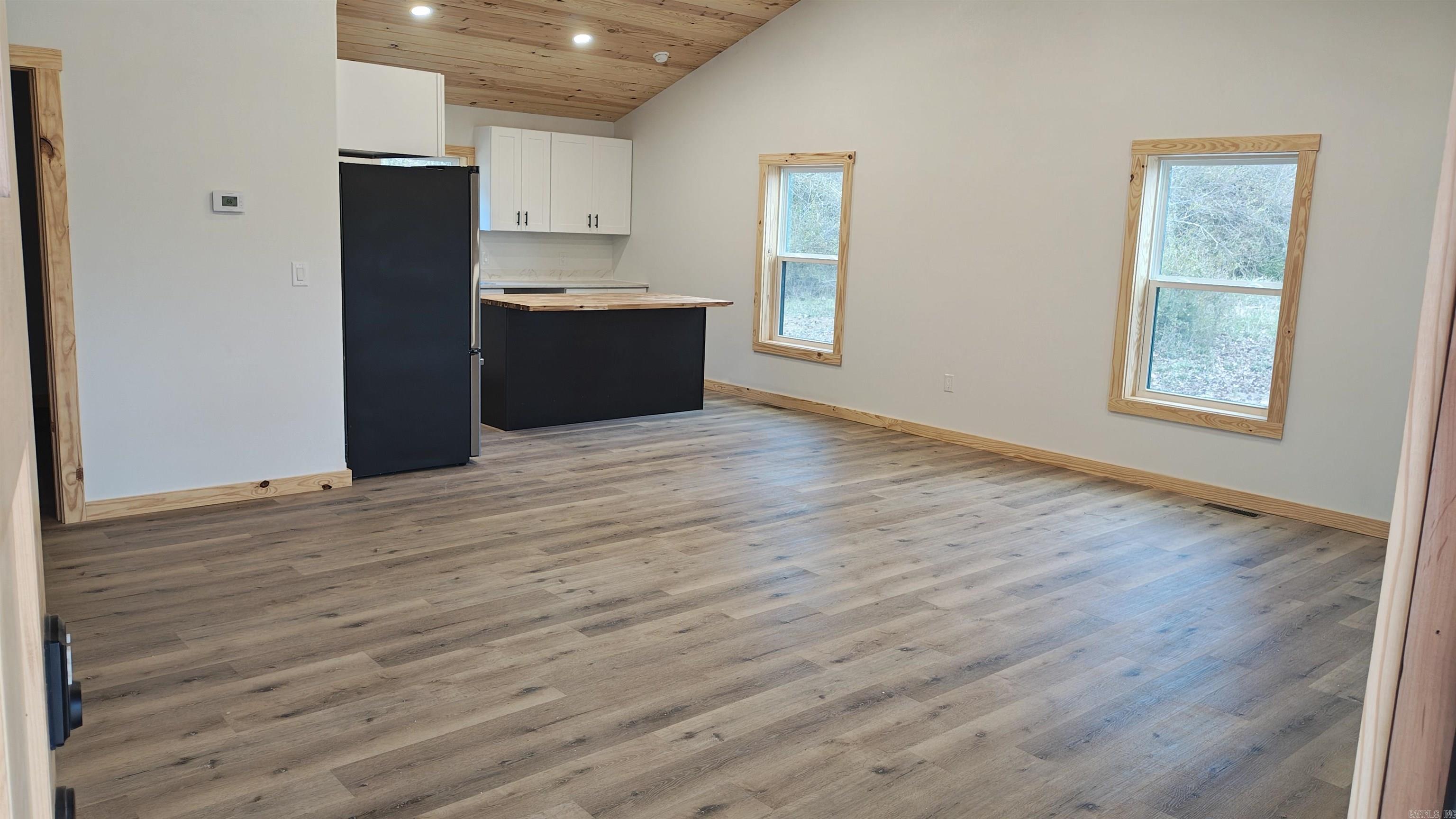 600 Frances Cove  Mountain View, AR