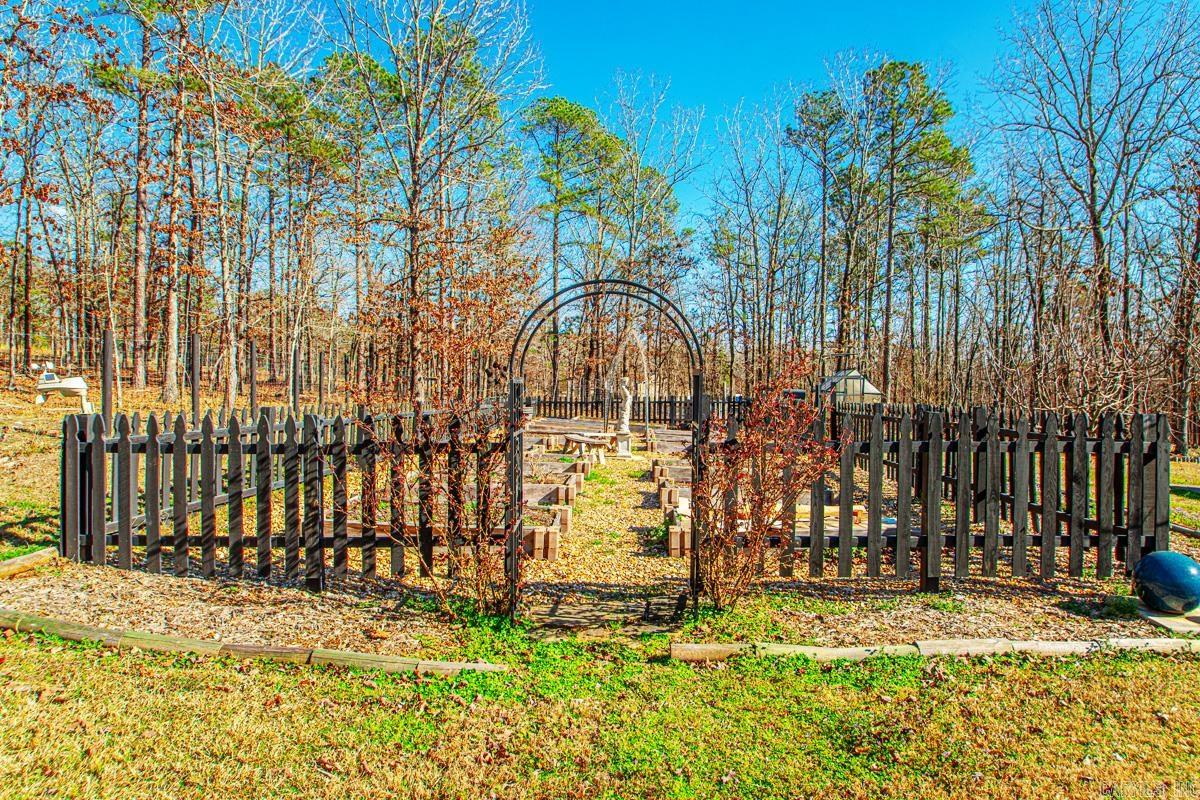 419 E Colonel Glenn  Little Rock, AR