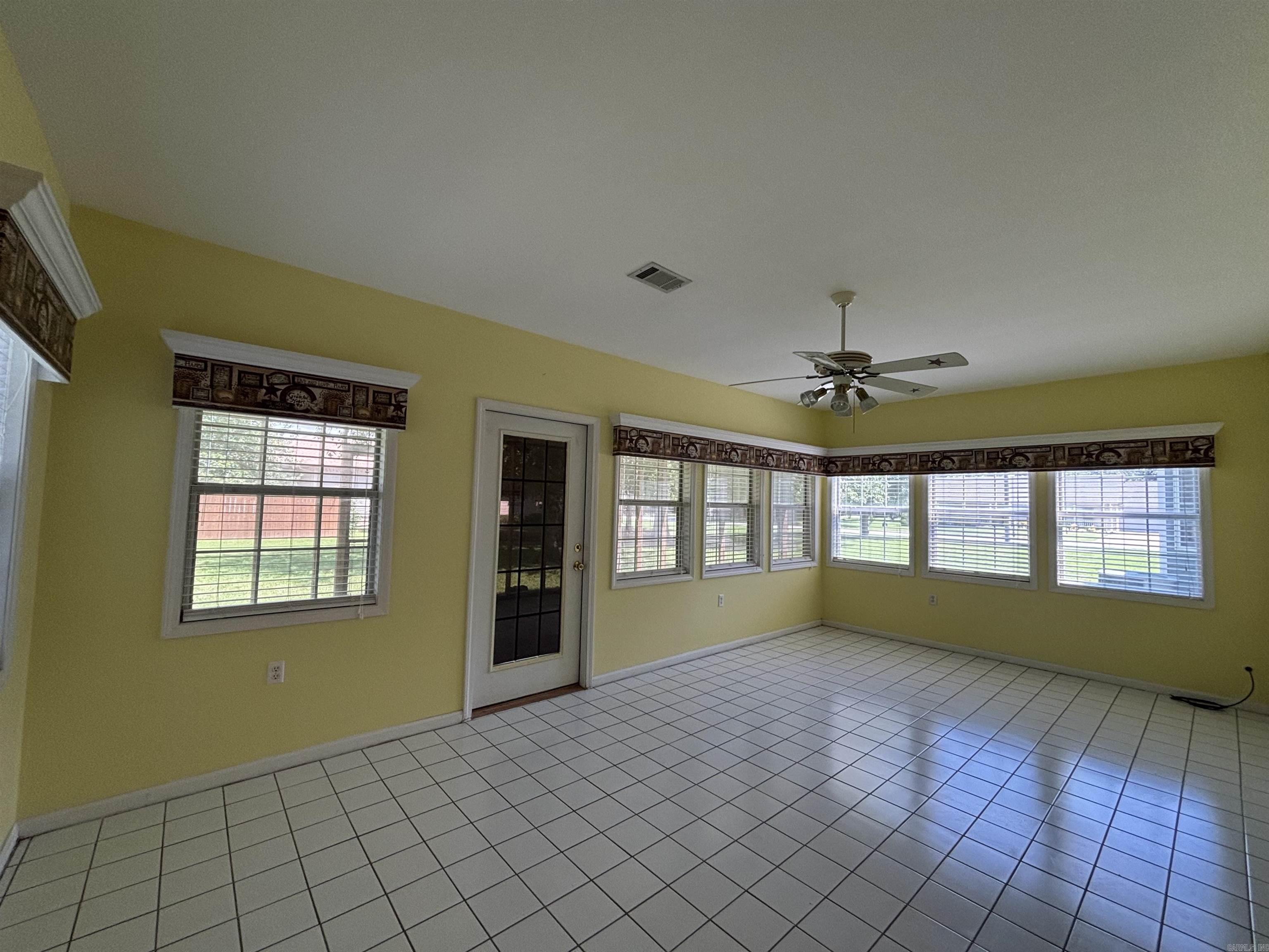 100 Charleston  Walnut Ridge, AR