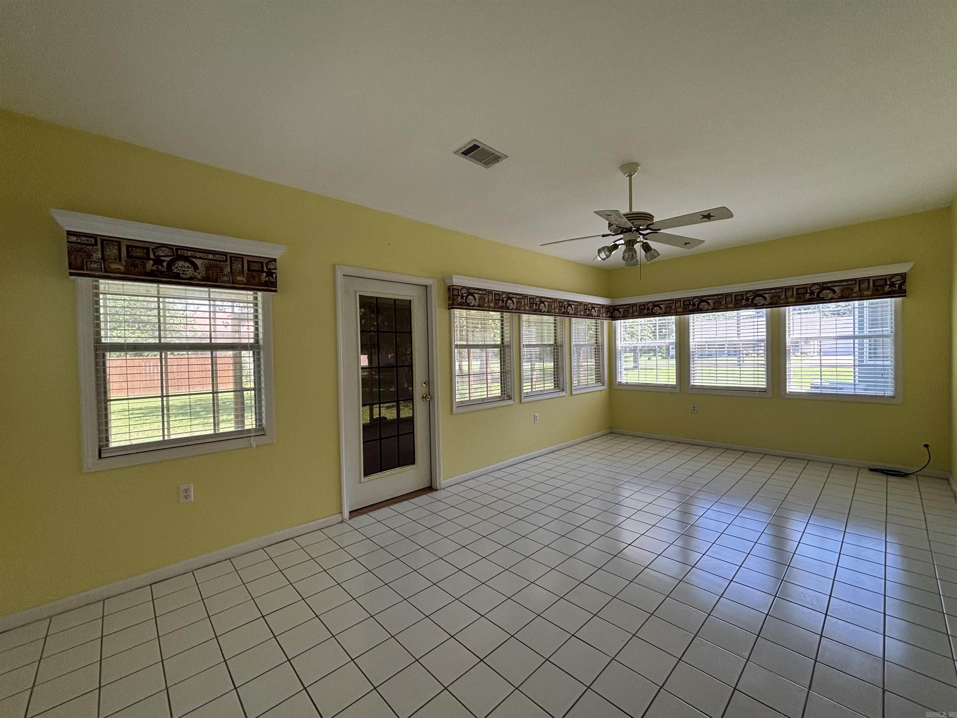 100 Charleston  Walnut Ridge, AR