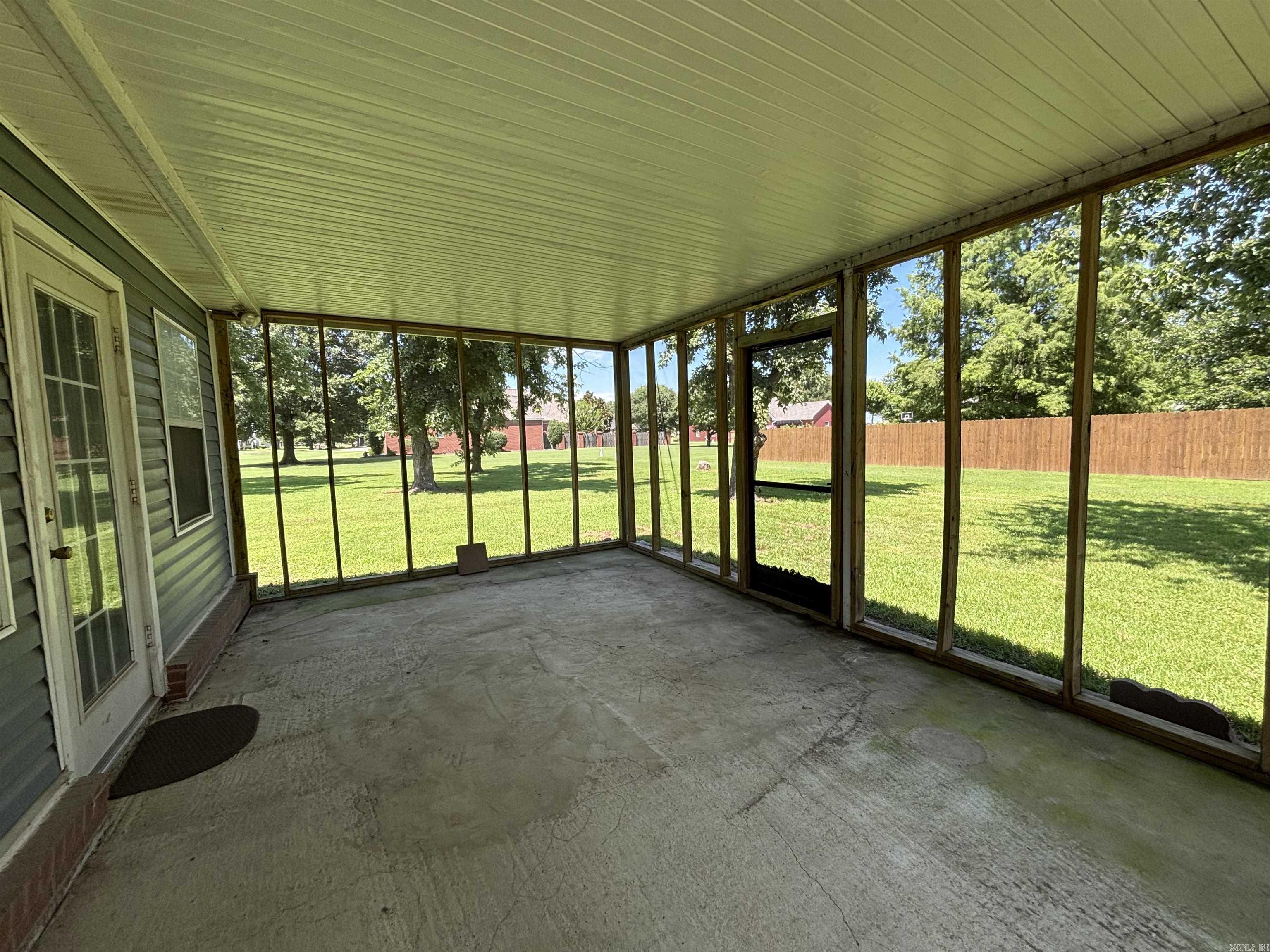 100 Charleston  Walnut Ridge, AR