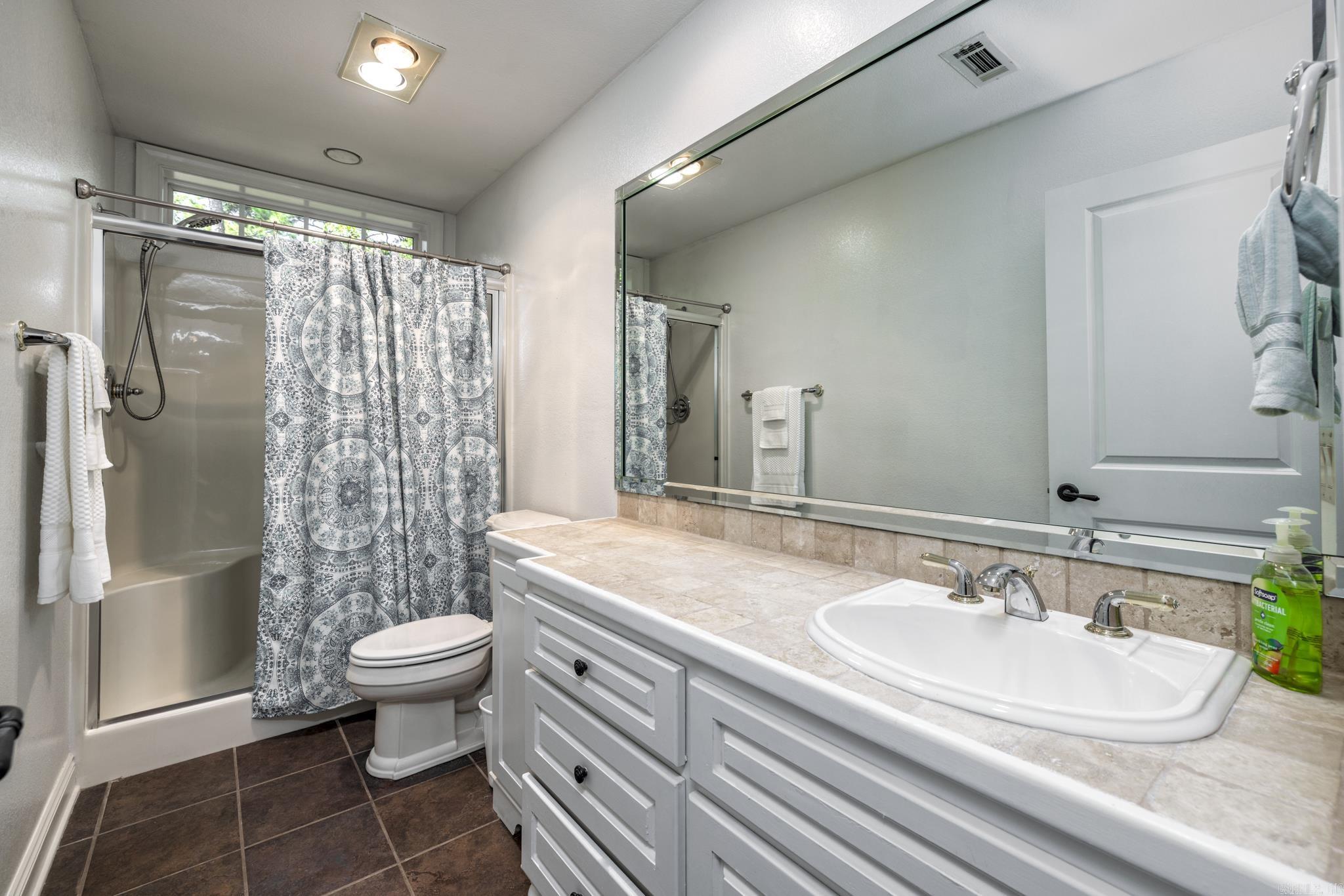 93 Cifuentes 93 Cifuentes Way Hot Springs Village, AR