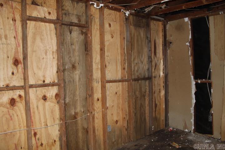 214 N Elm  Jacksonville, AR