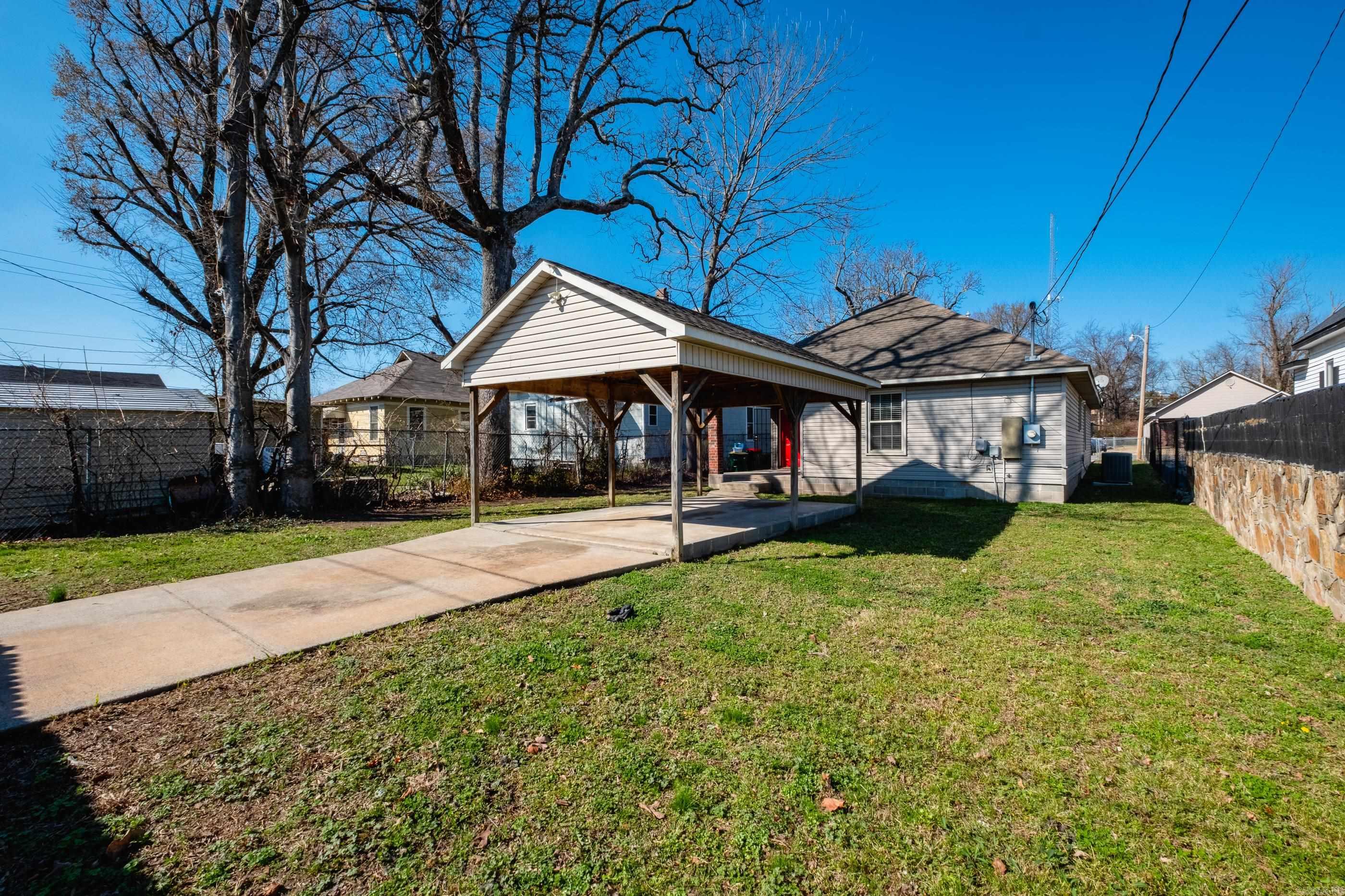 4009 W 11th  Little Rock, AR