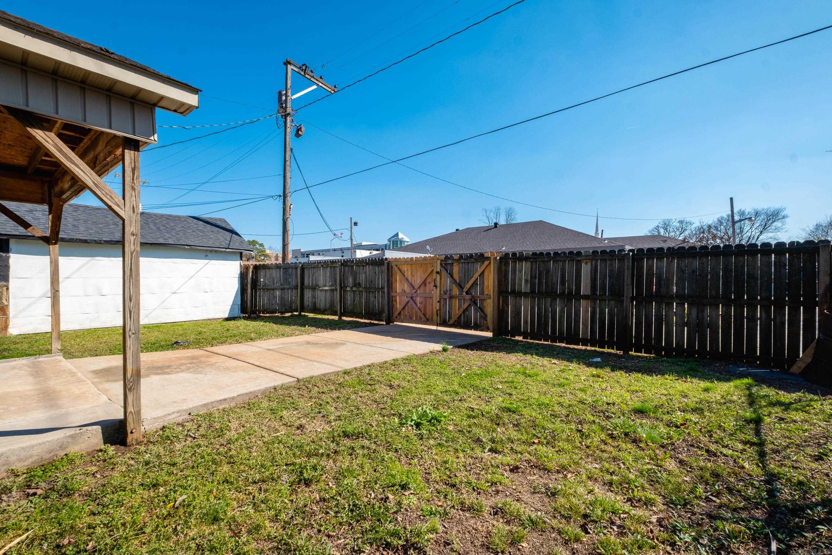 4009 W 11th  Little Rock, AR