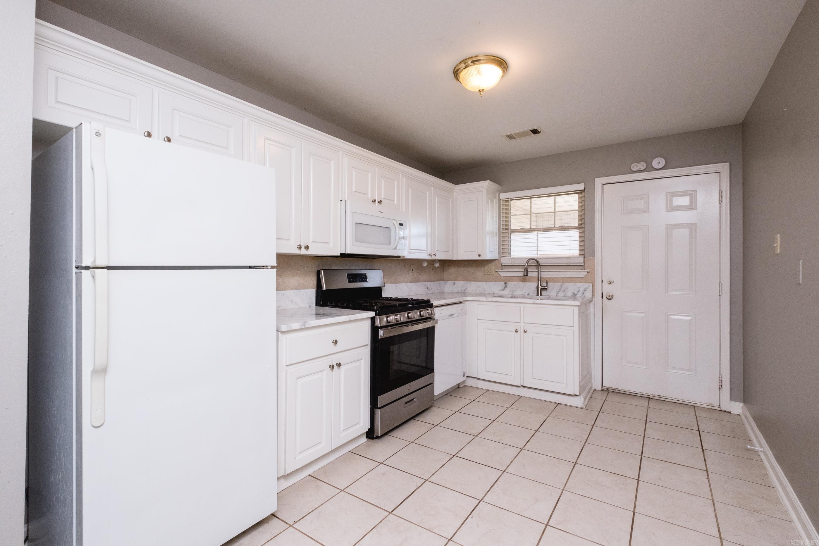 4009 W 11th  Little Rock, AR