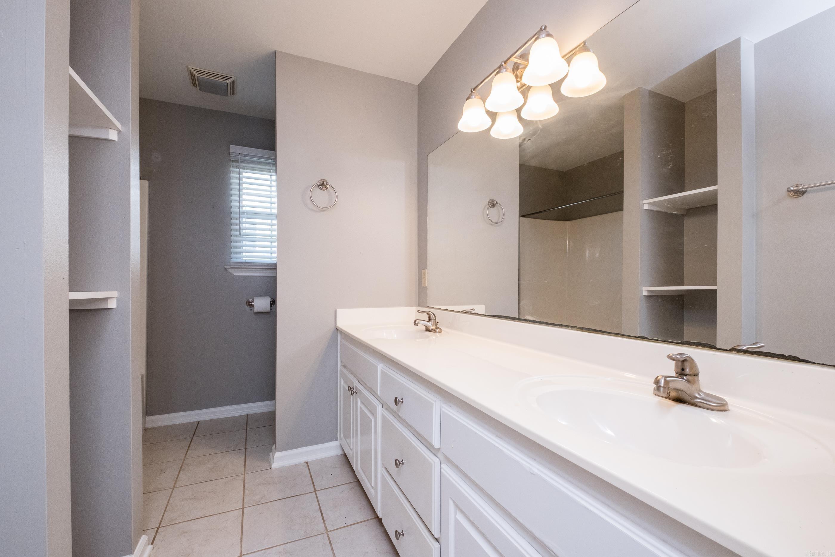 4009 W 11th  Little Rock, AR