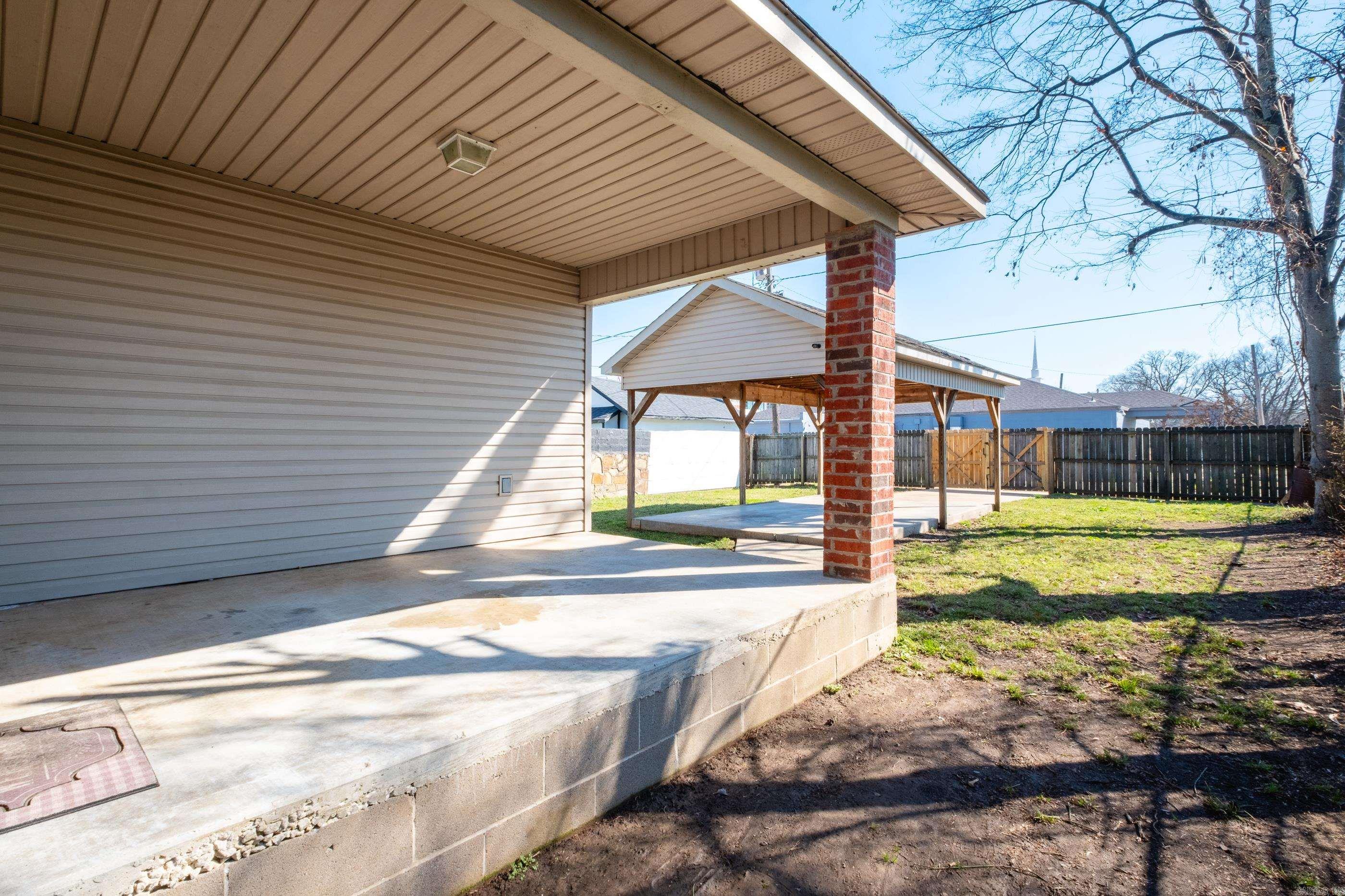 4009 W 11th  Little Rock, AR