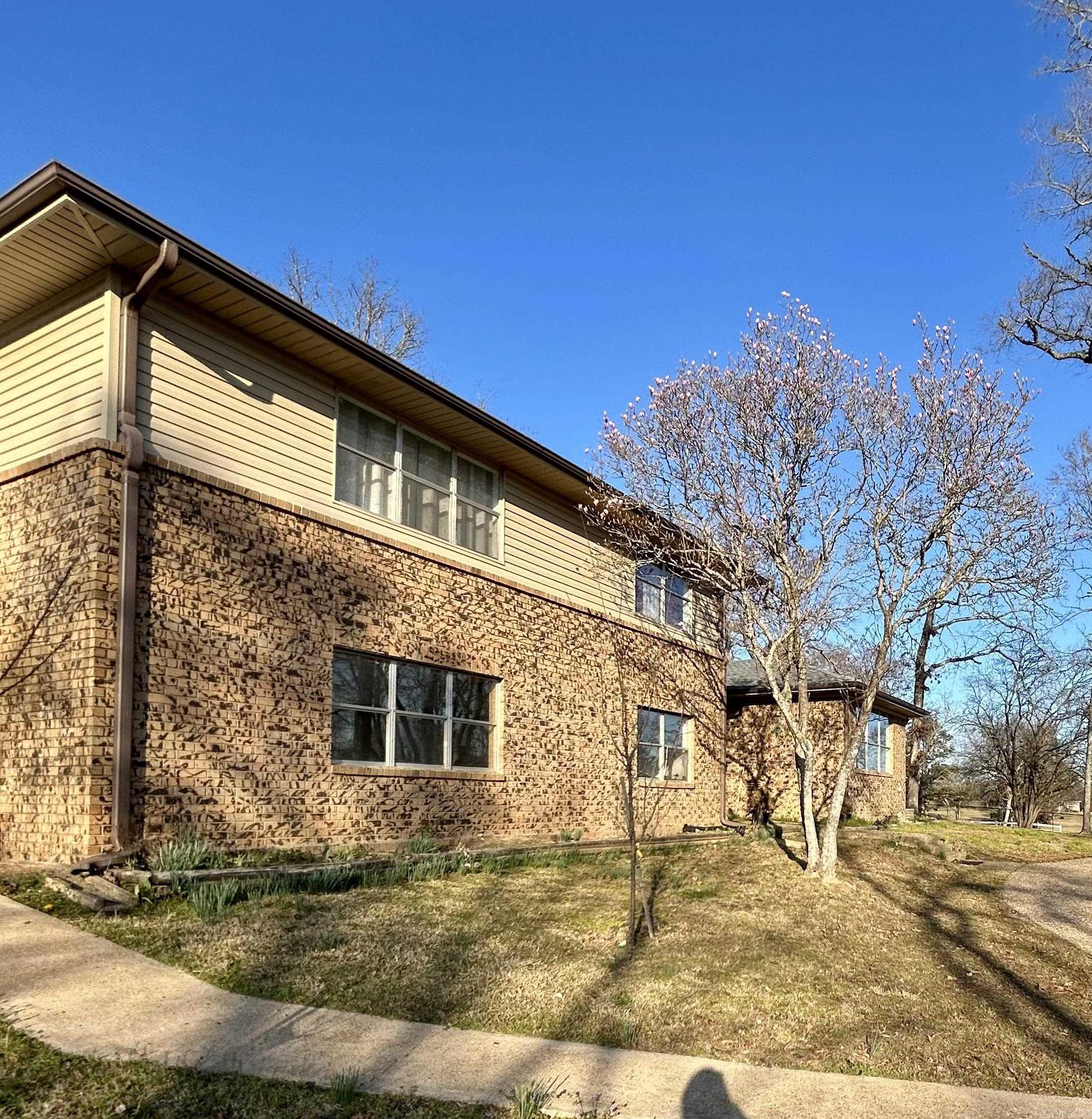 177 N Castle  Royal, AR