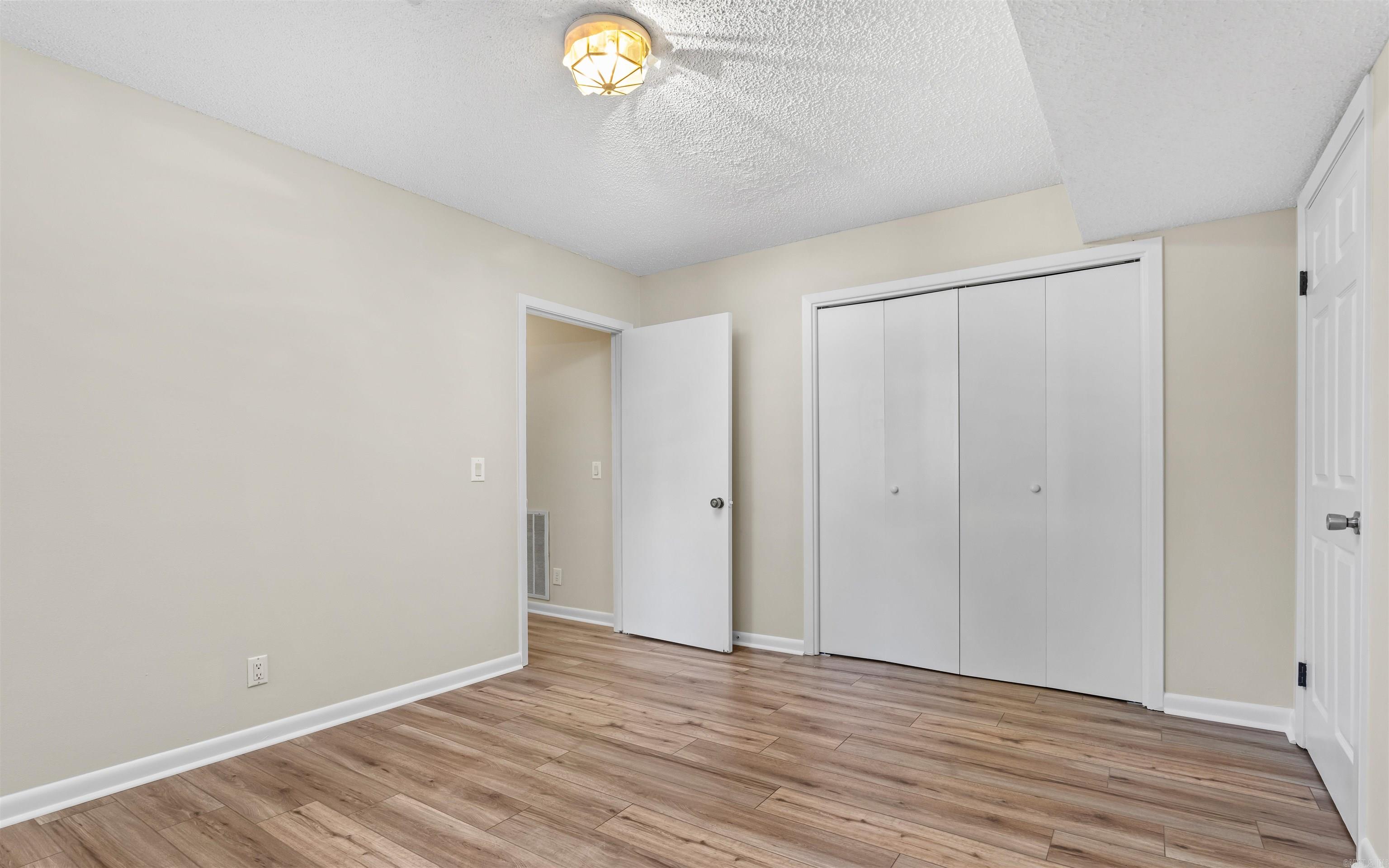 6 Opalo  Hot Springs Village, AR