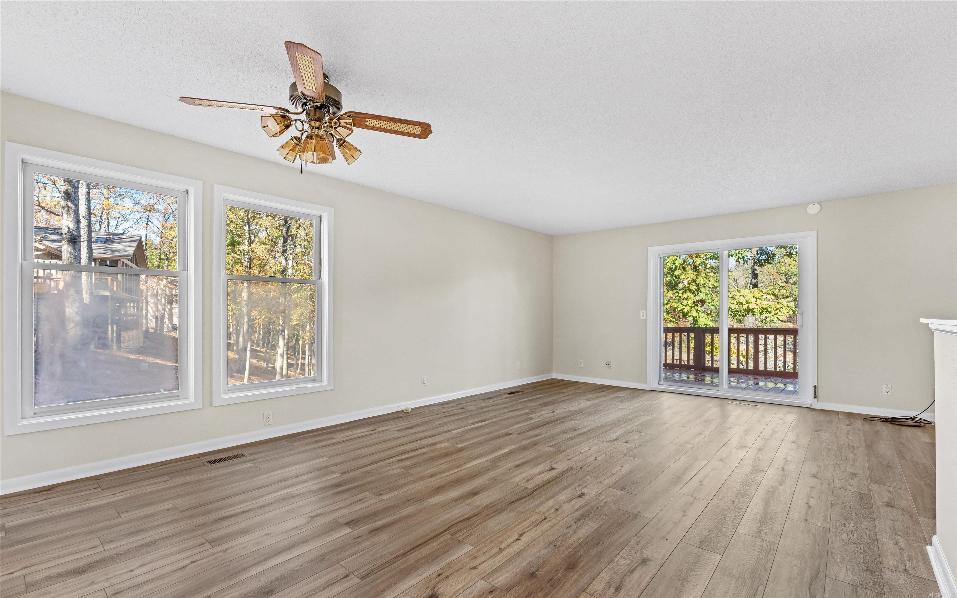 6 Opalo  Hot Springs Village, AR