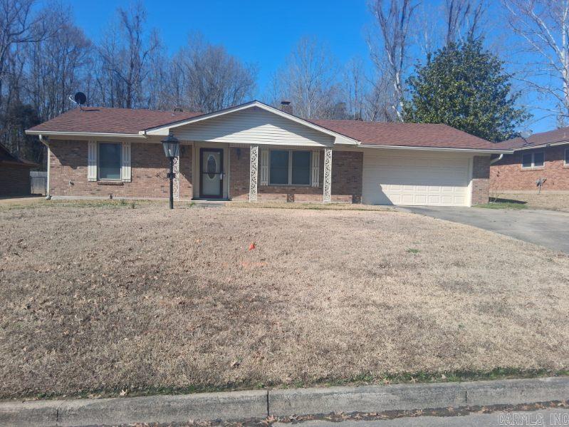 3904 Royal Forest  Pine Bluff, AR