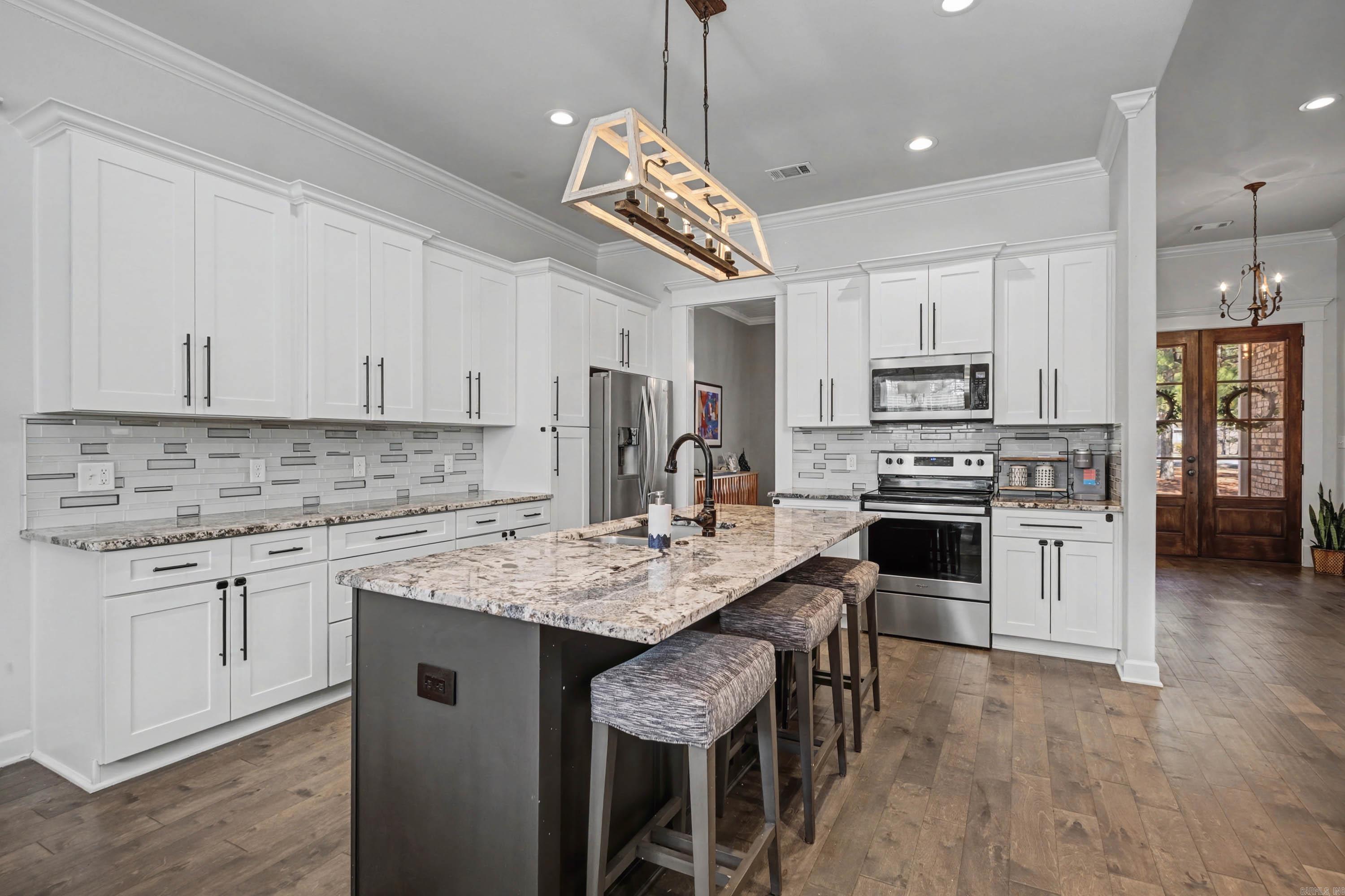 5615 S Shore  Hensley, AR