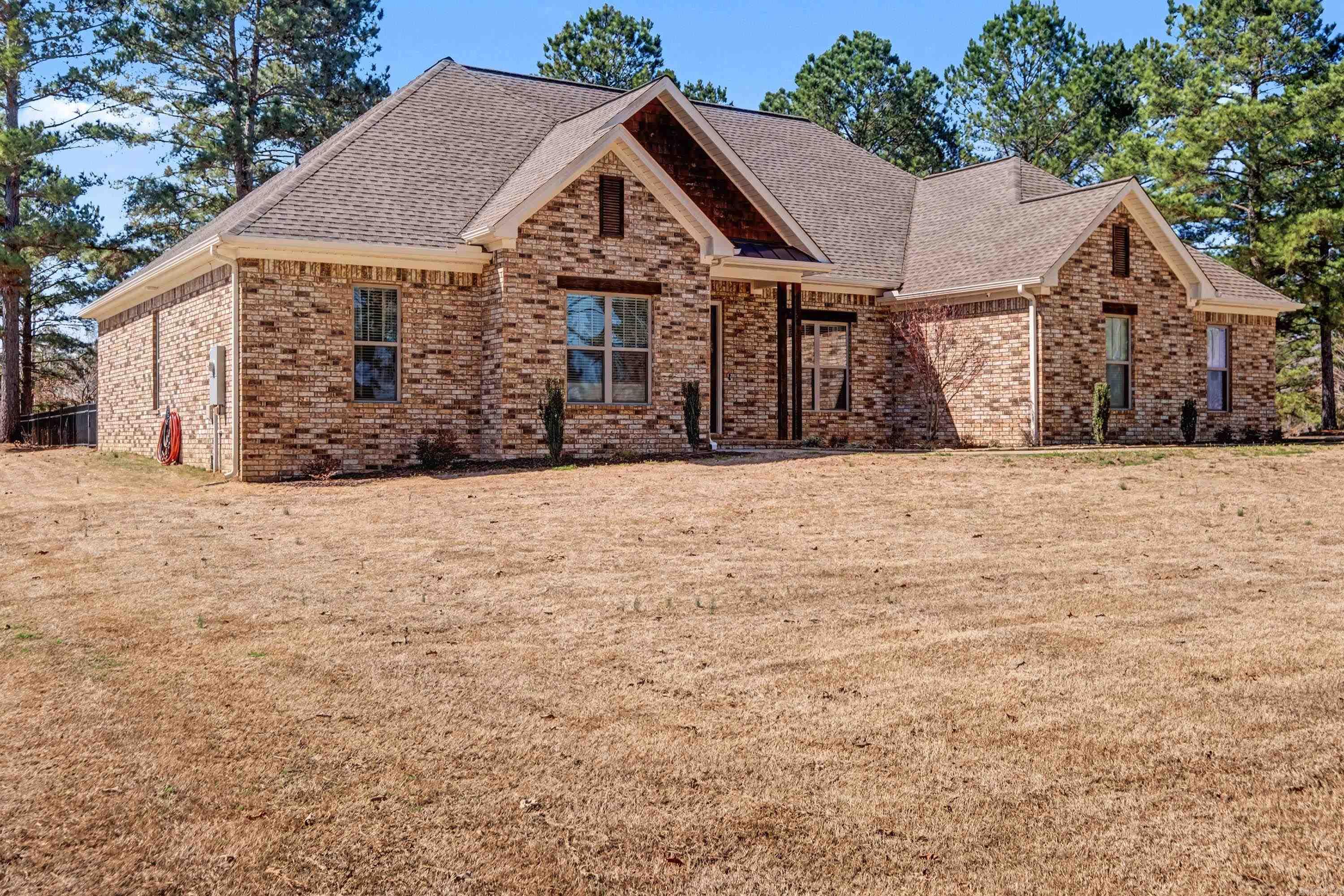 5615 S Shore  Hensley, AR