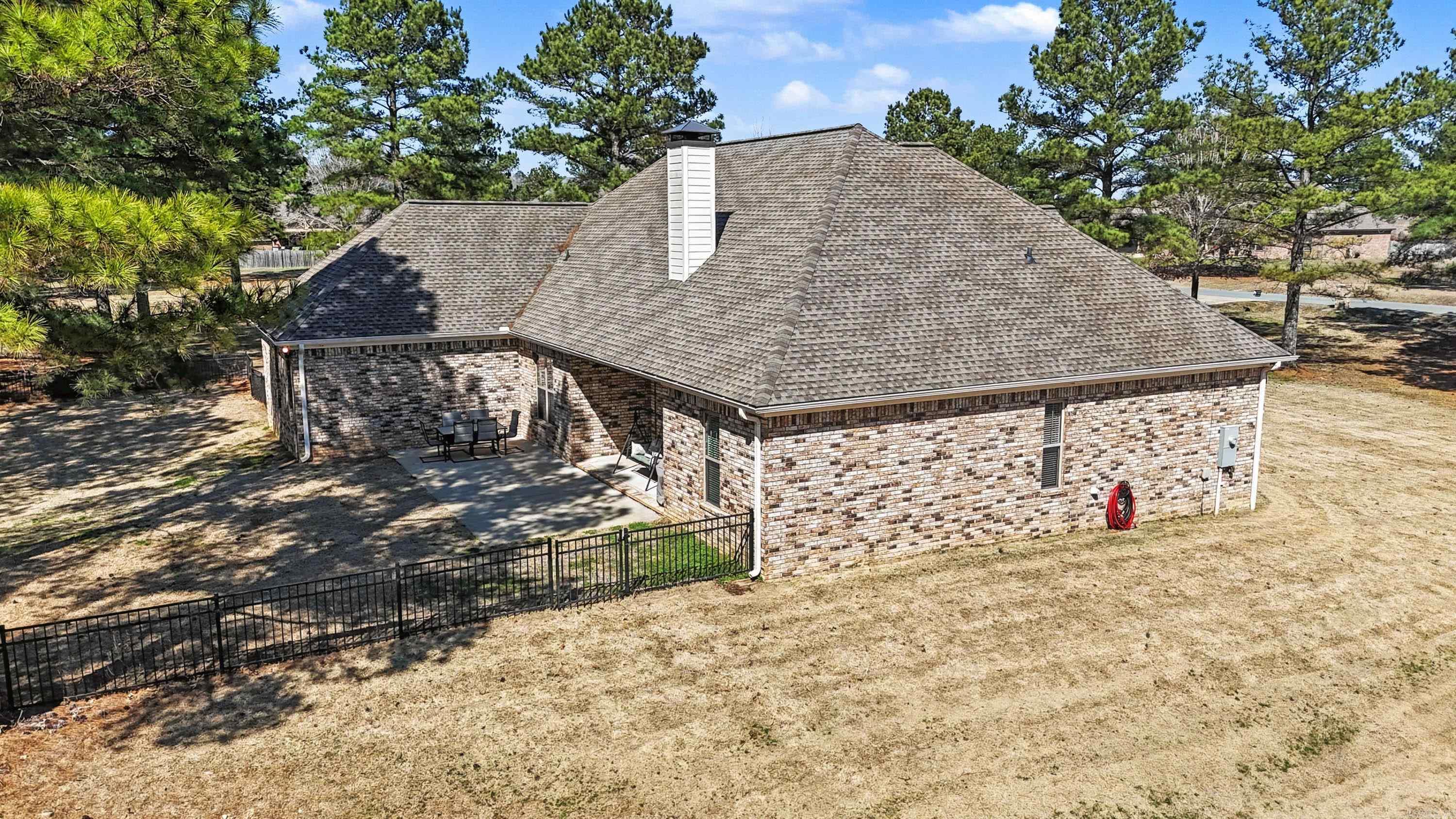 5615 S Shore  Hensley, AR