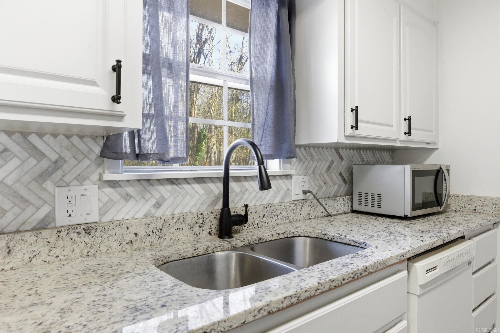 130 Western Hills  Searcy, AR