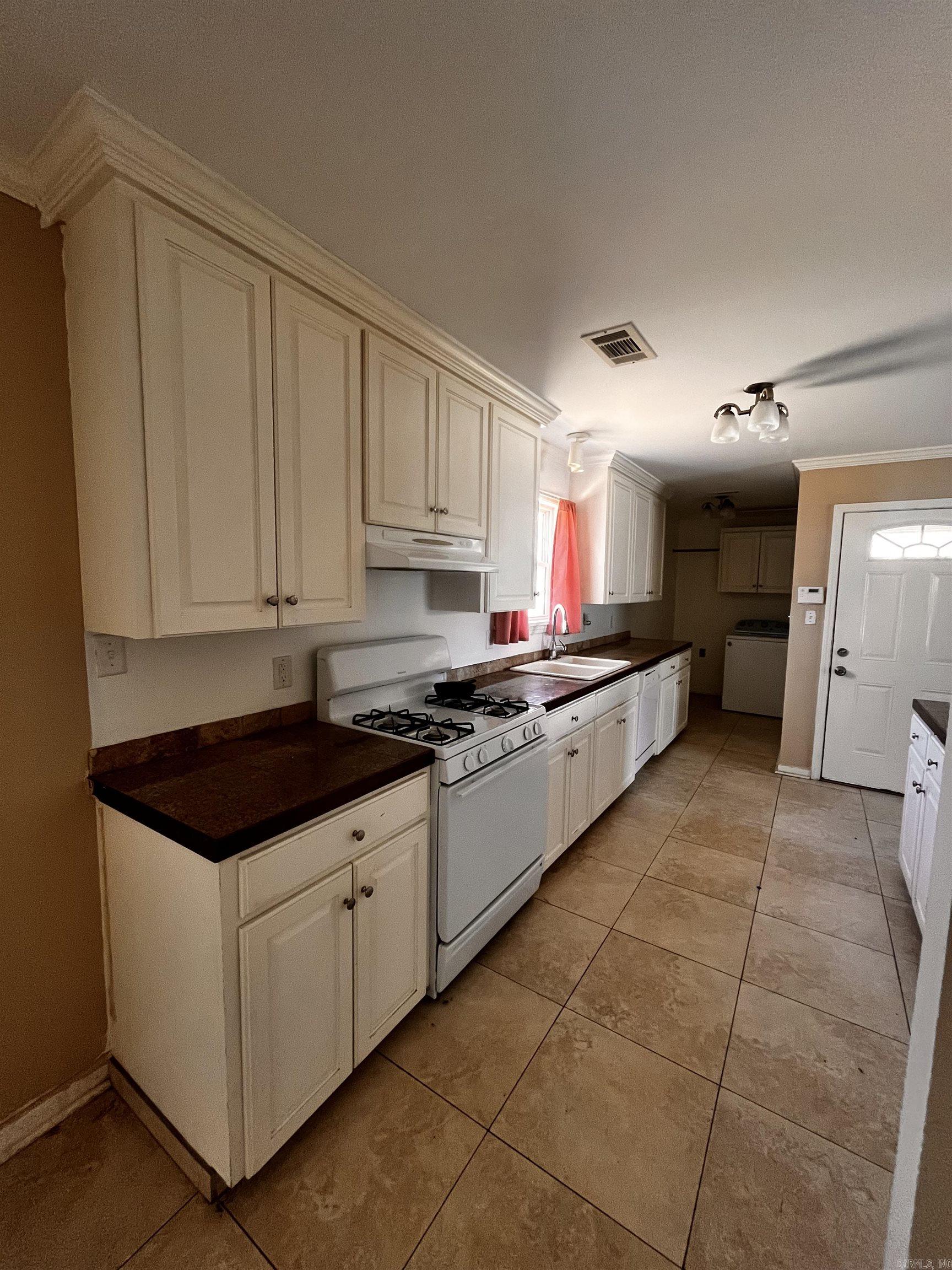 10200 Geyer Springs Rd  Little Rock, AR