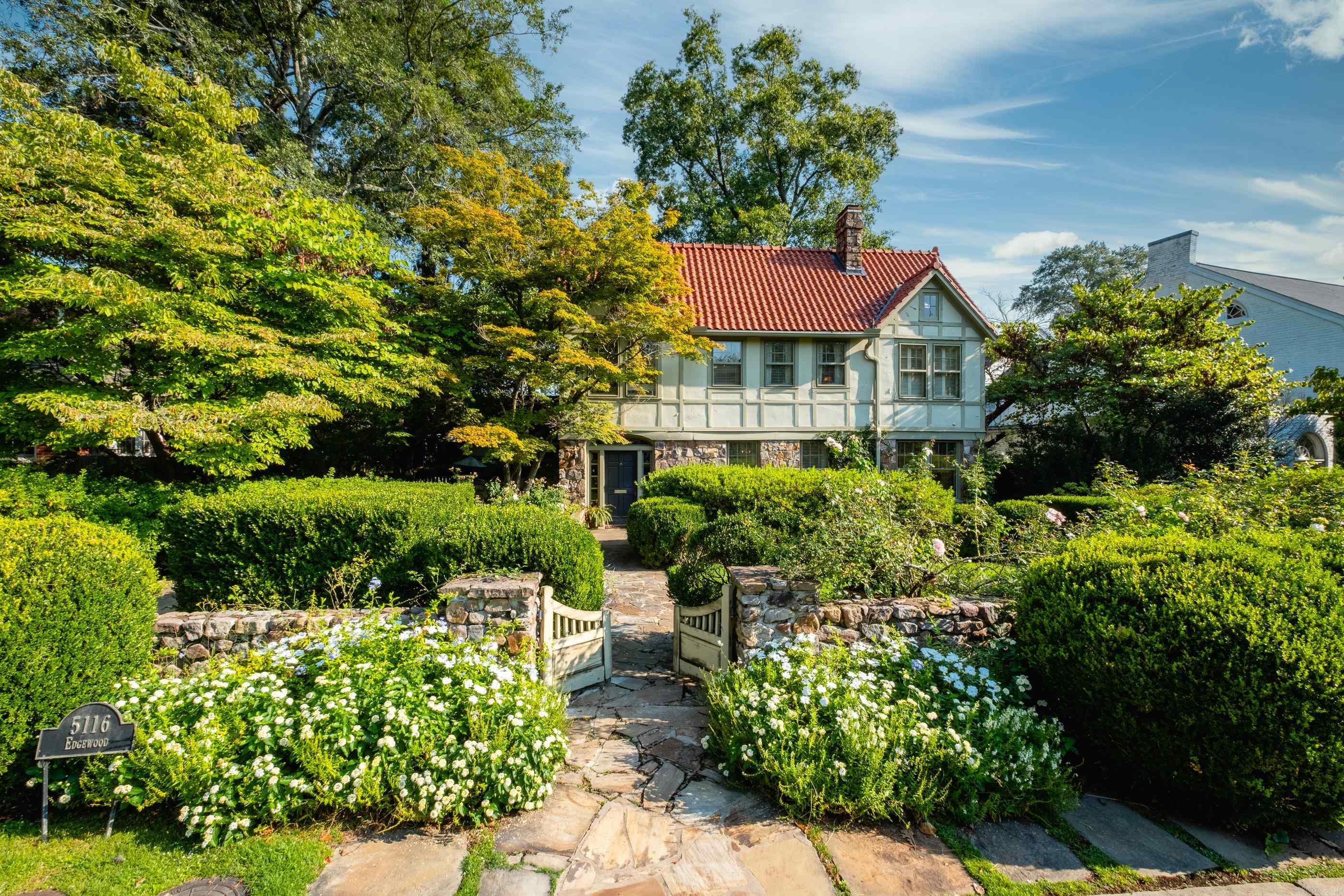 5116 Edgewood  Little Rock, AR