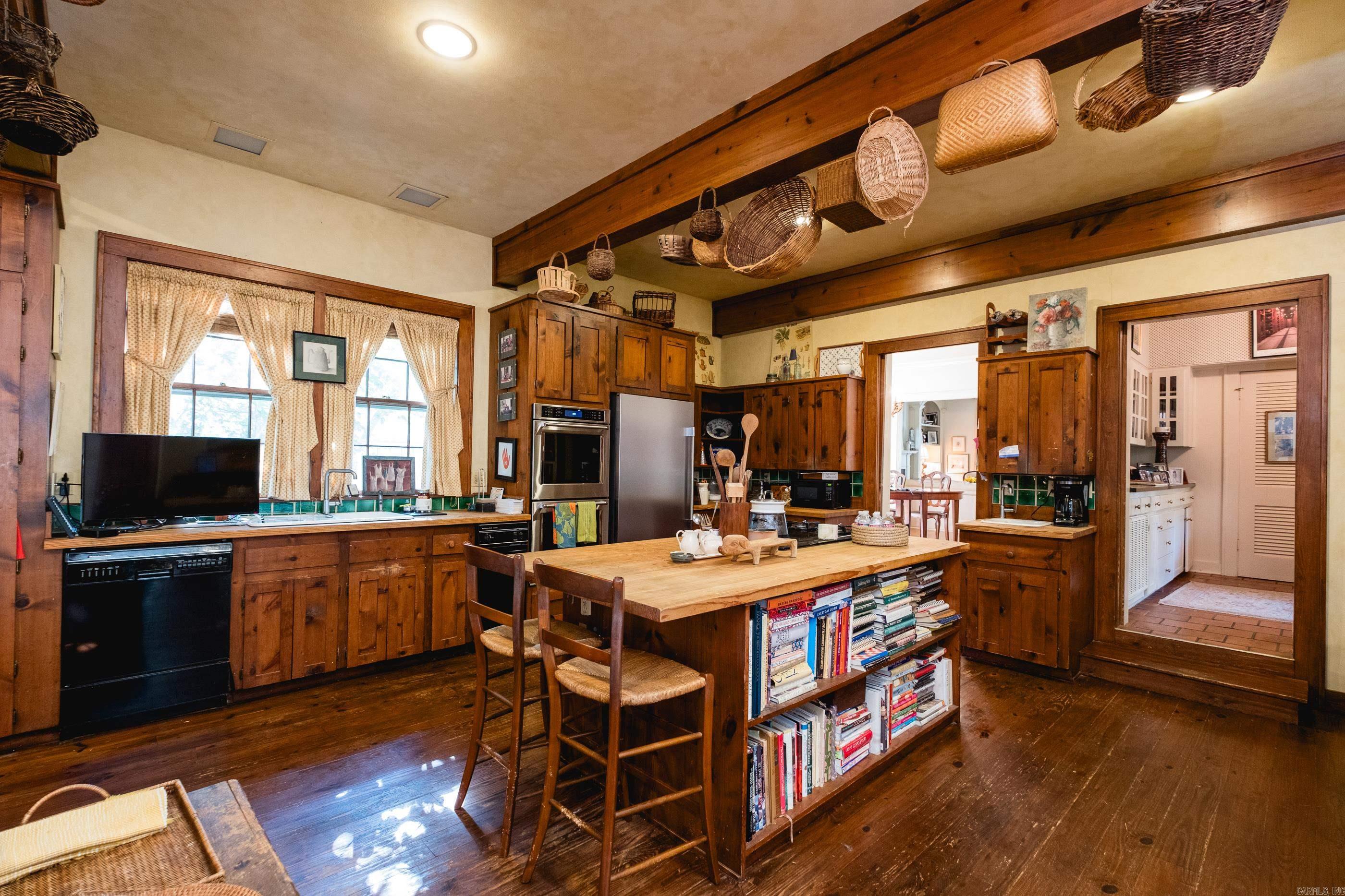 5116 Edgewood  Little Rock, AR