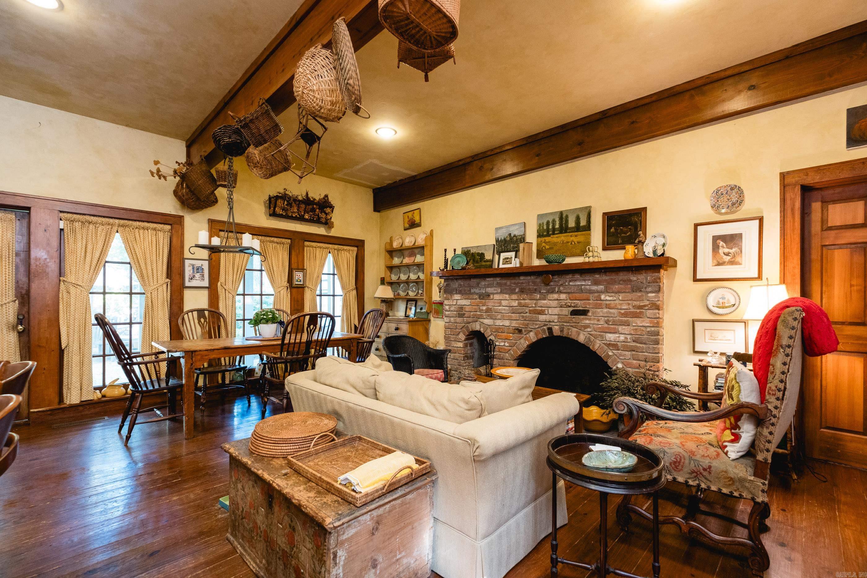 5116 Edgewood  Little Rock, AR