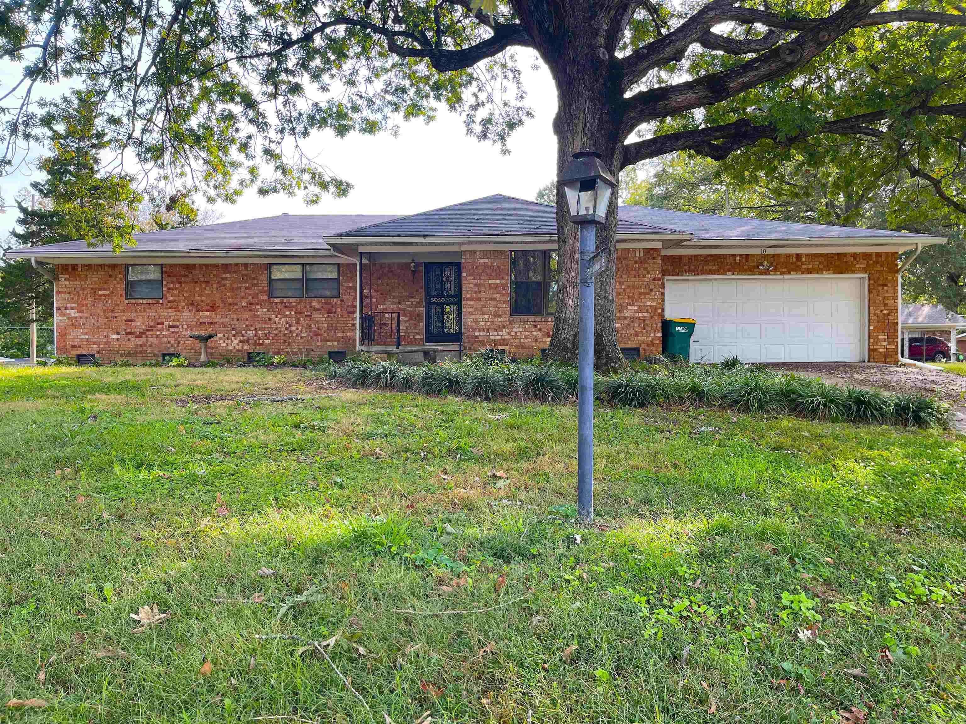 10 Talmage Drive  Little Rock, AR