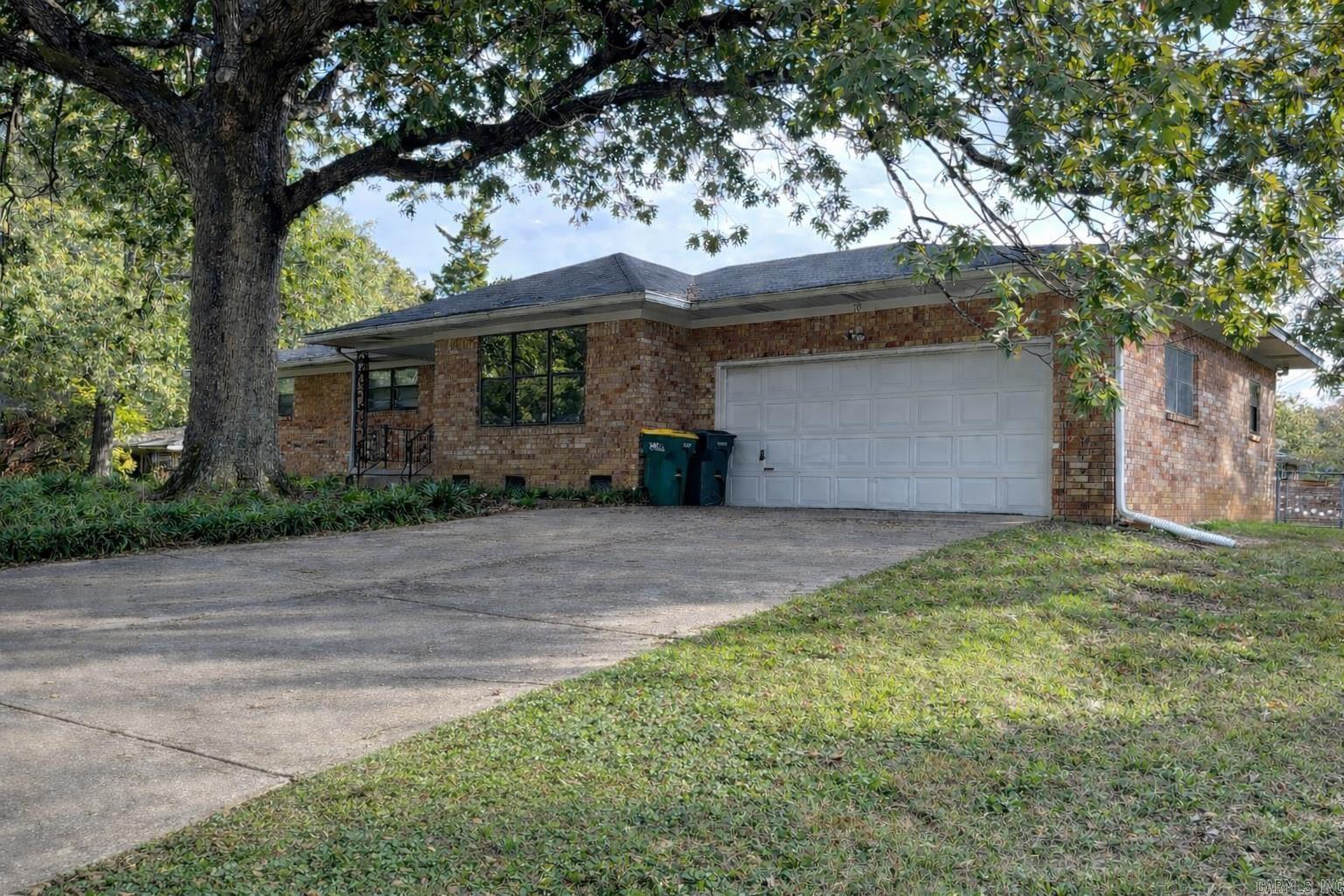 10 Talmage Drive  Little Rock, AR